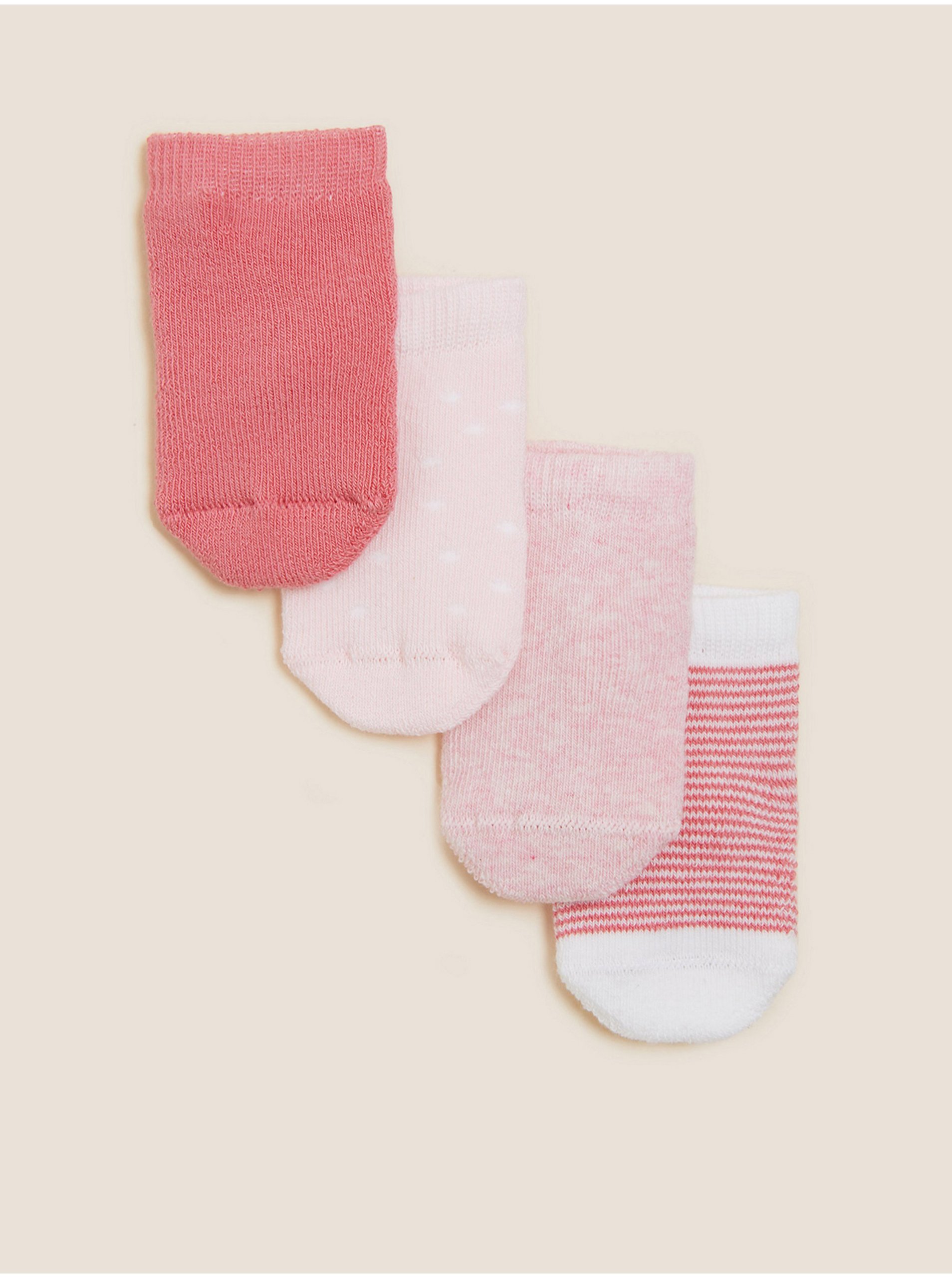 E-shop Balení 4 ks dětských bavlněných ponožek s motivem medvídka (3,18 kg – 24 měsíců) Marks & Spencer růžová