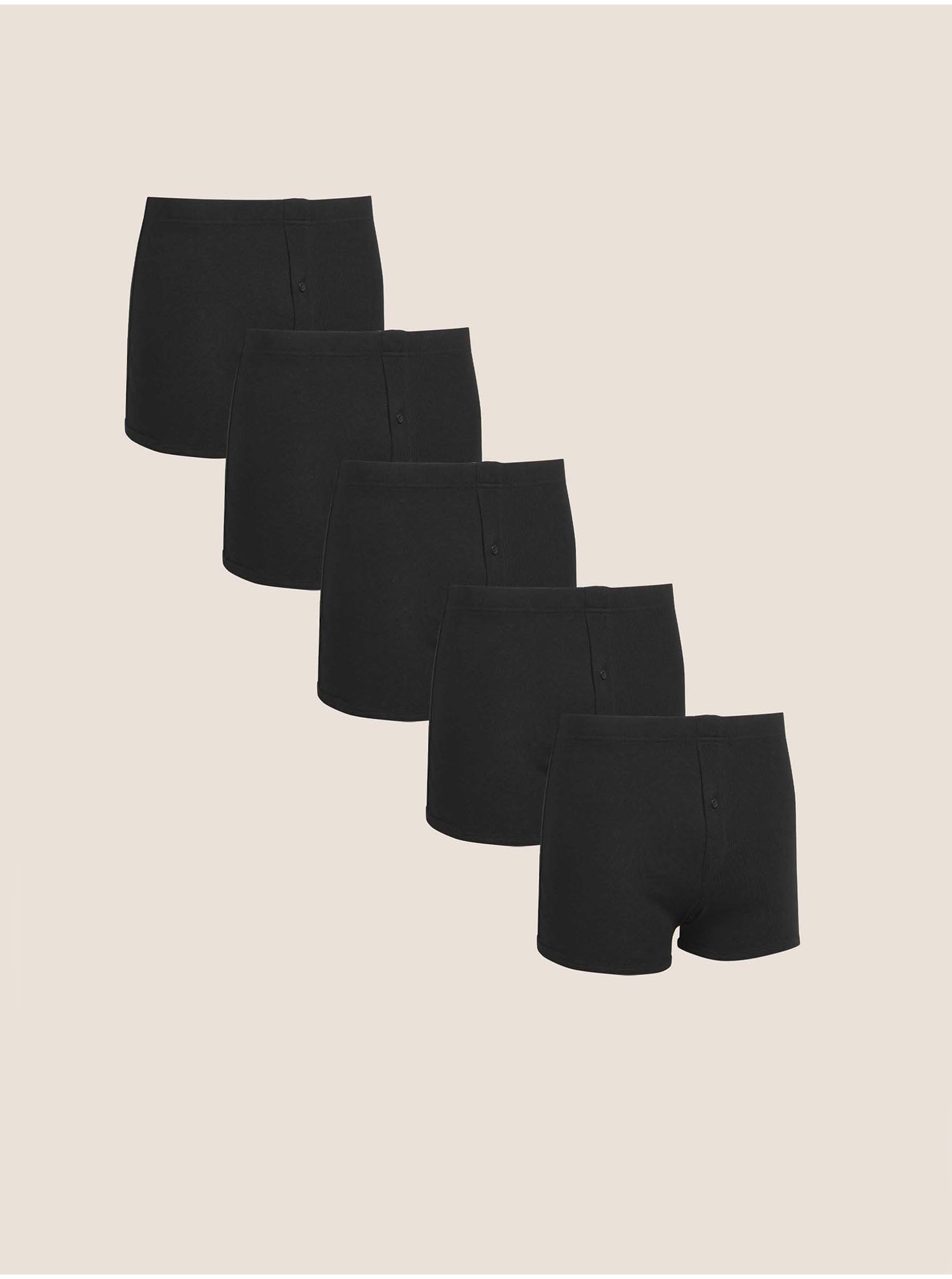 Levně Sada pěti kusů černých bavlněných boxerek Marks & Spencer