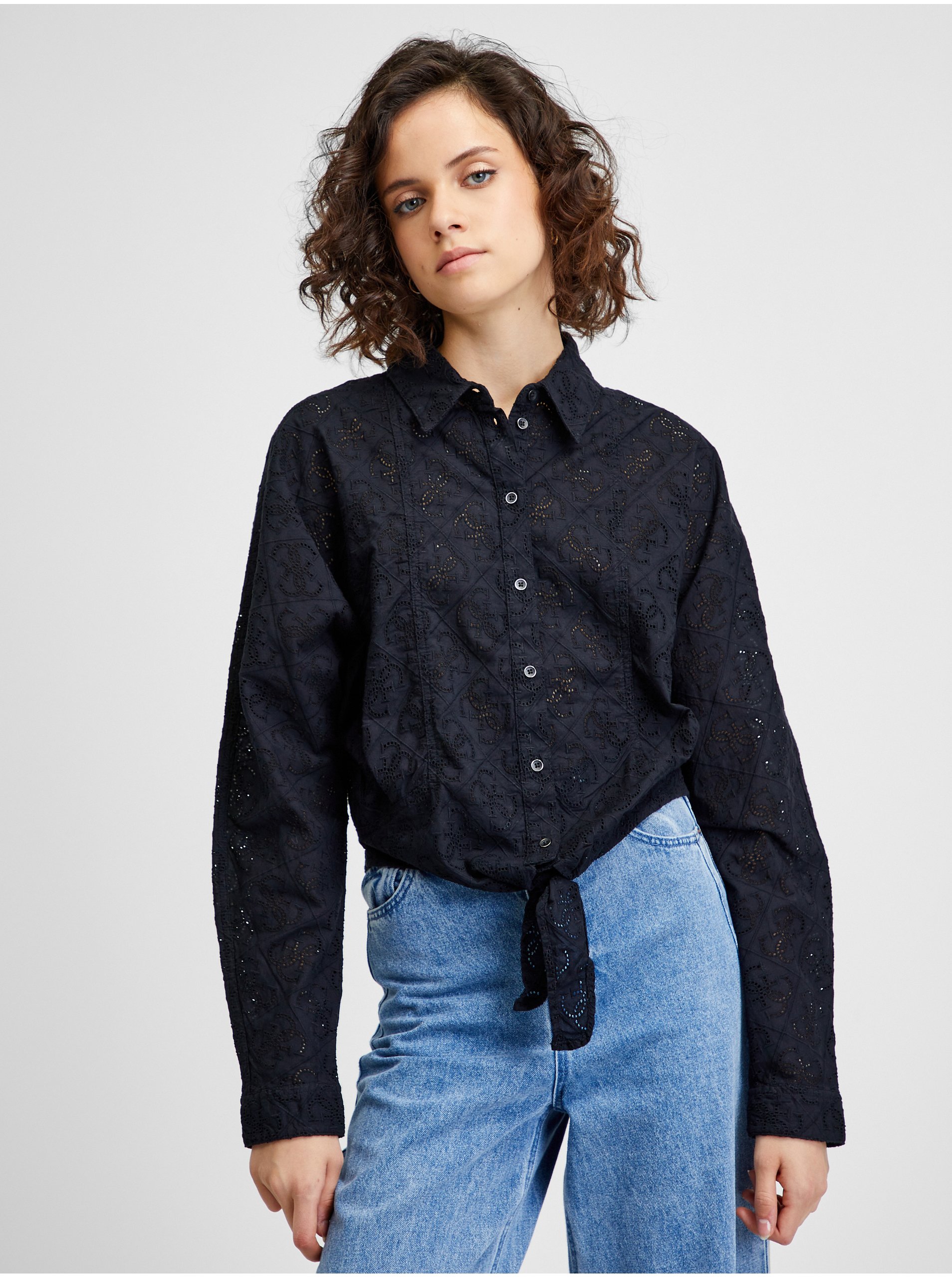 E-shop Černá dámská vzorovaná košile na zavazování Guess