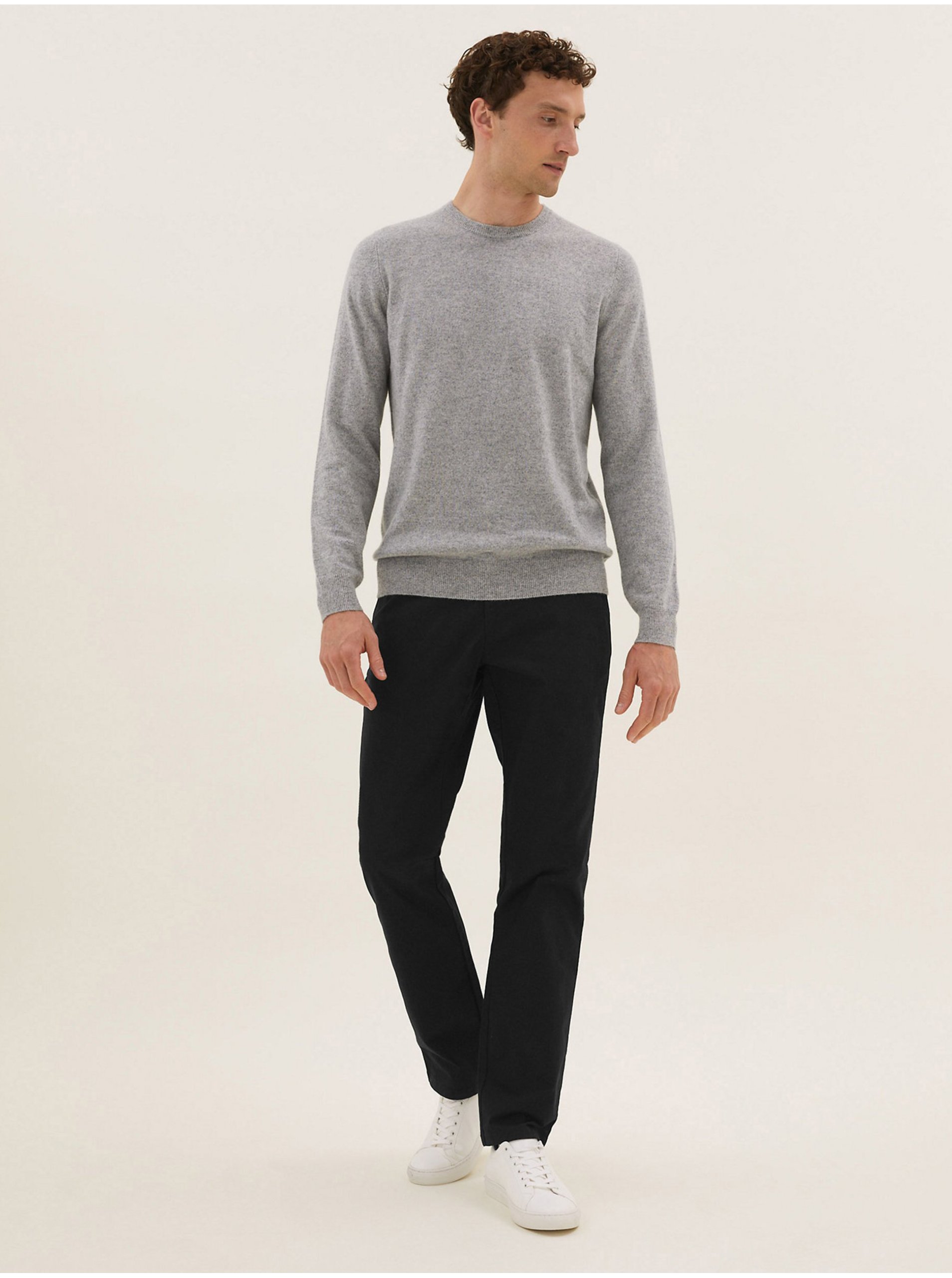 Levně Strečové chino kalhoty normálního střihu Marks & Spencer černá