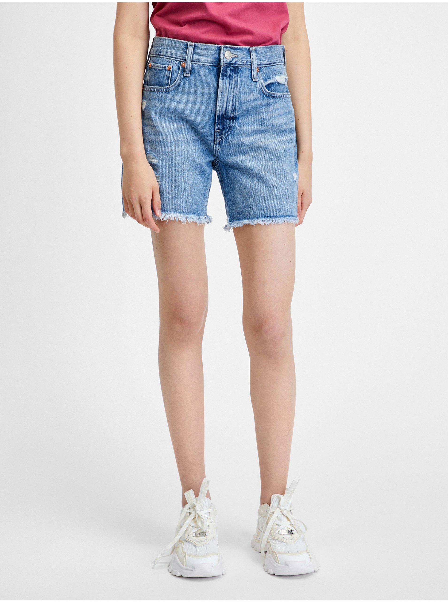E-shop Modré dámské džínové kraťasy s potrhaným efektem GAP