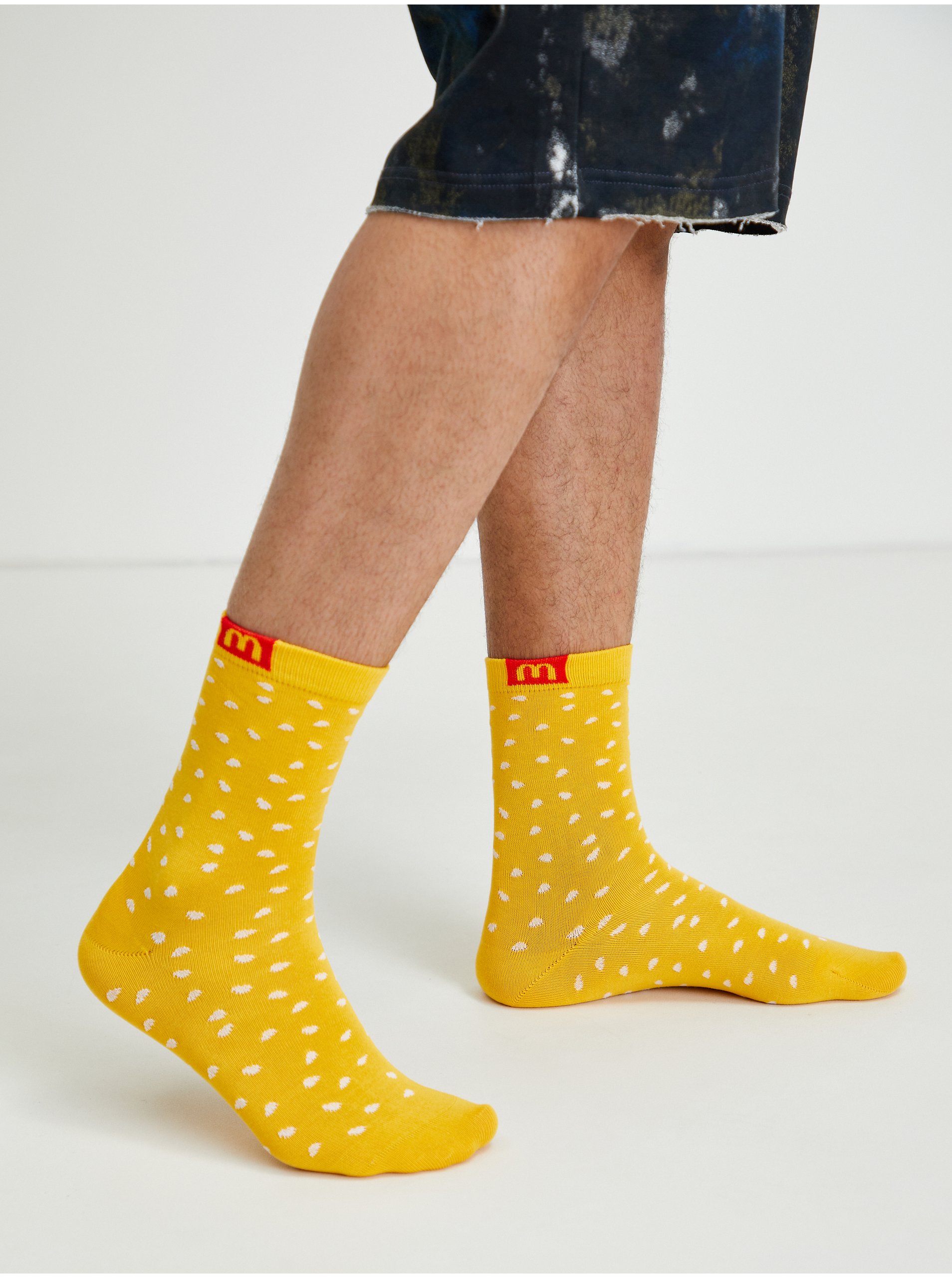 Levně Žluté ponožky McDonald's Sesame