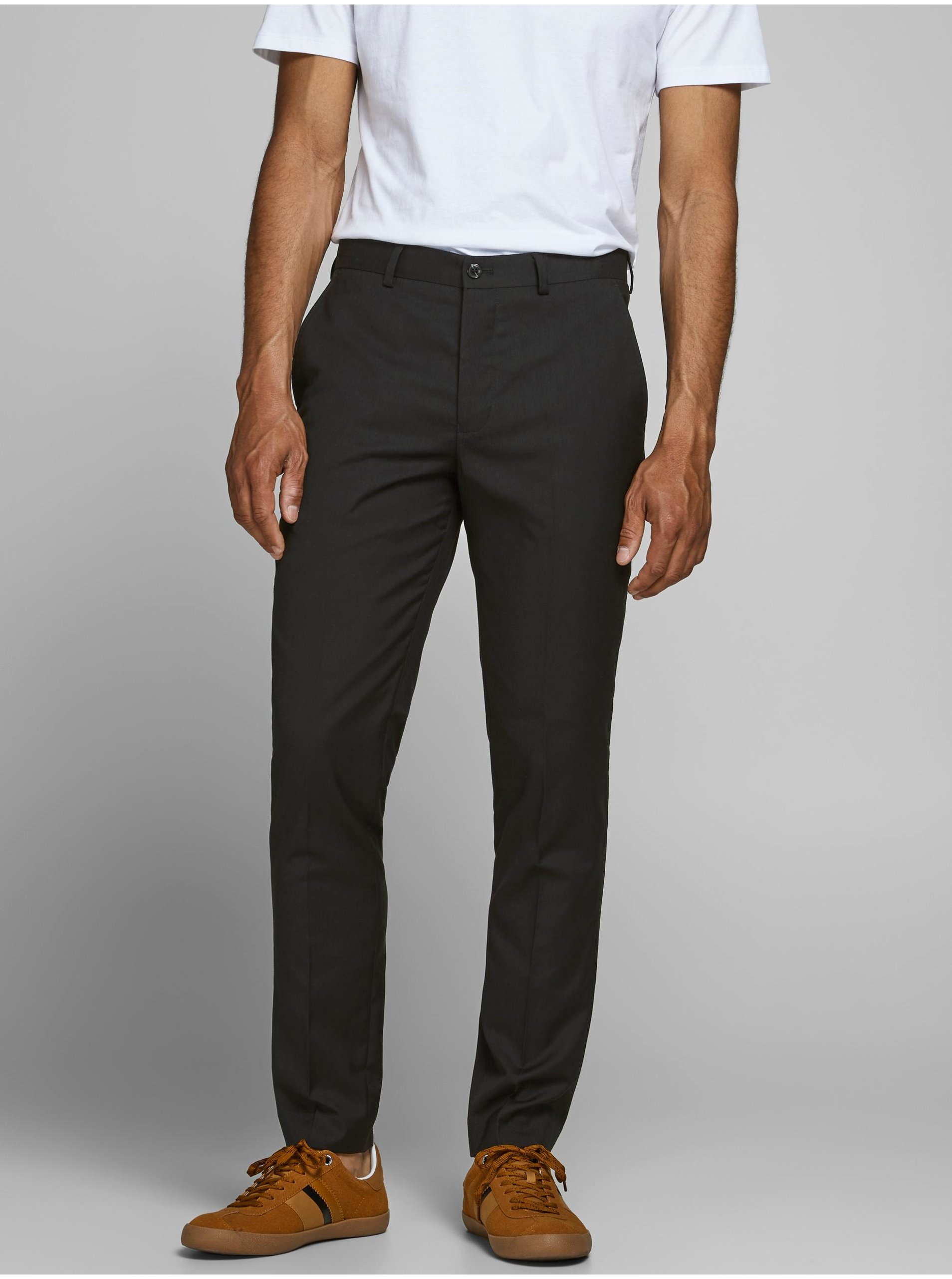 Levně Černé oblekové kalhoty Jack & Jones Franco