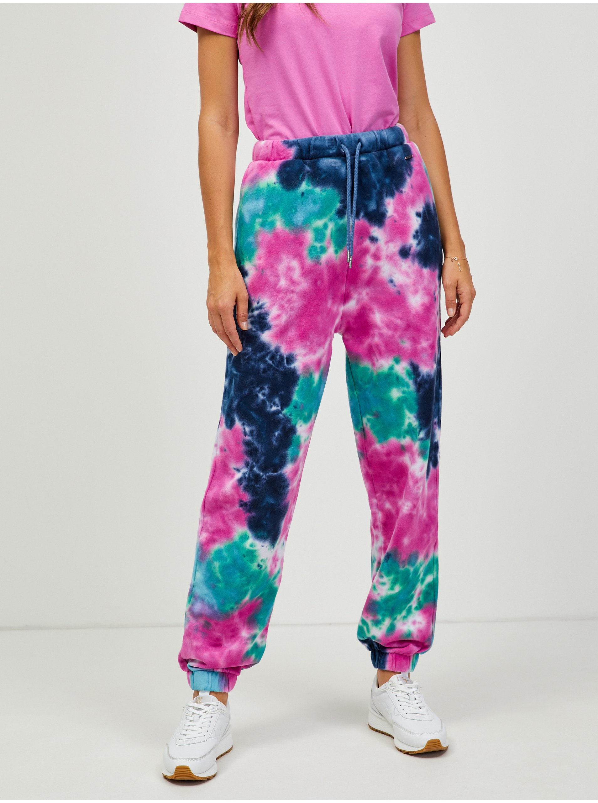 E-shop Modro-růžové dámské batikované tepláky Pepe Jeans Micaella