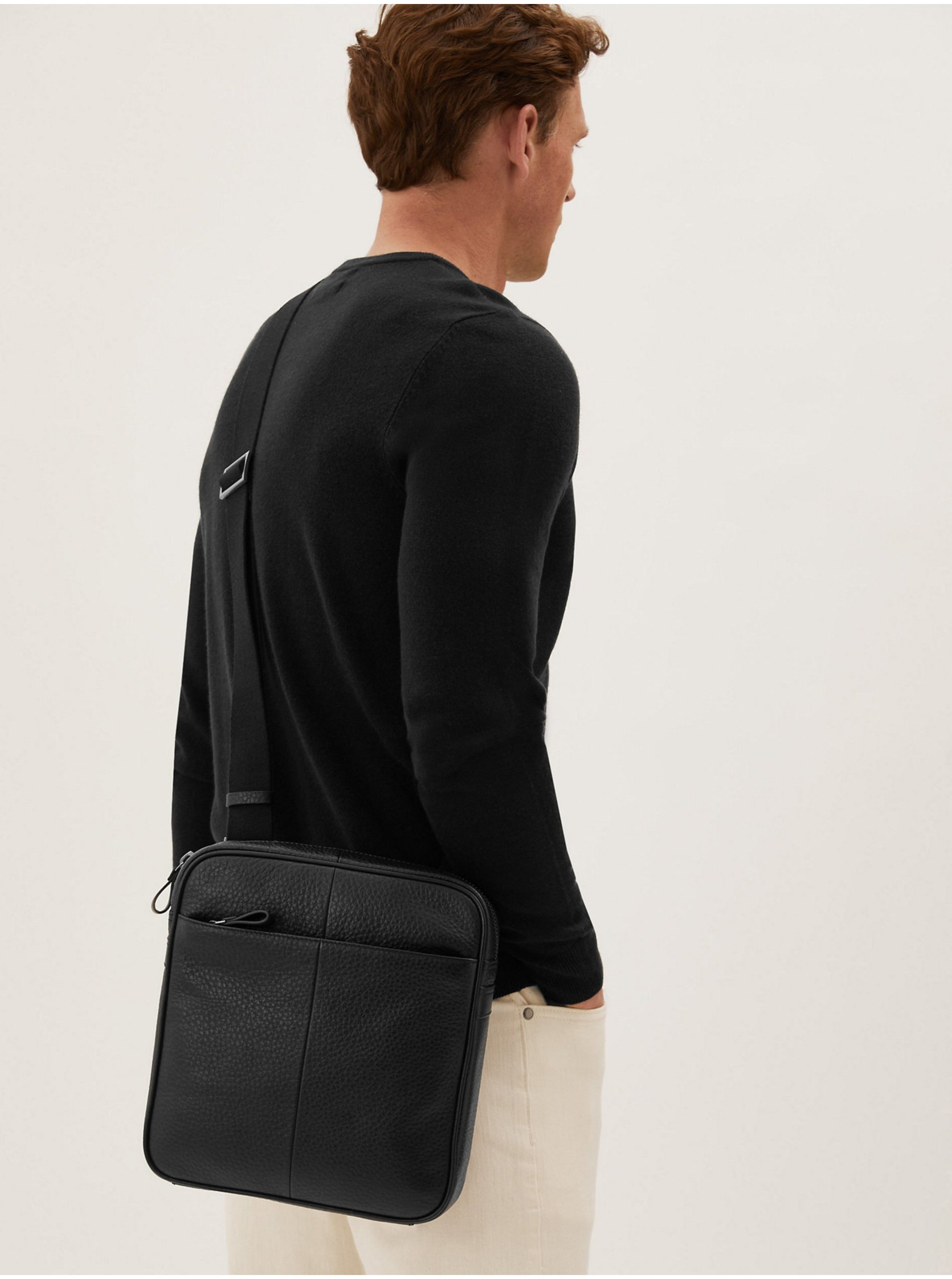 Levně Černá pánská kožená crossbody taška Marks & Spencer