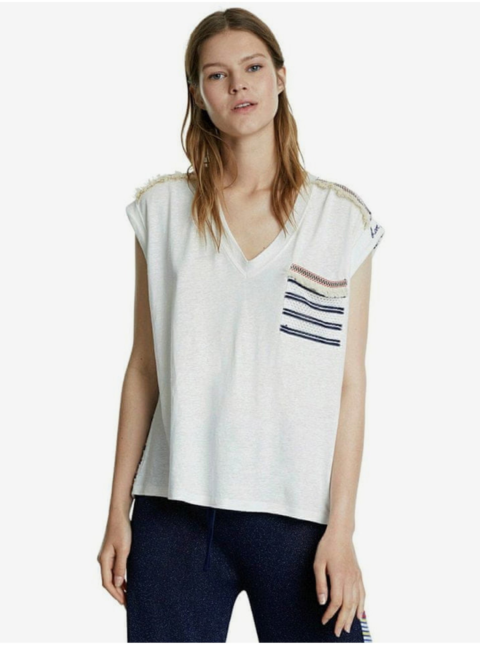 E-shop Krémové dámské tričko Desigual Verona