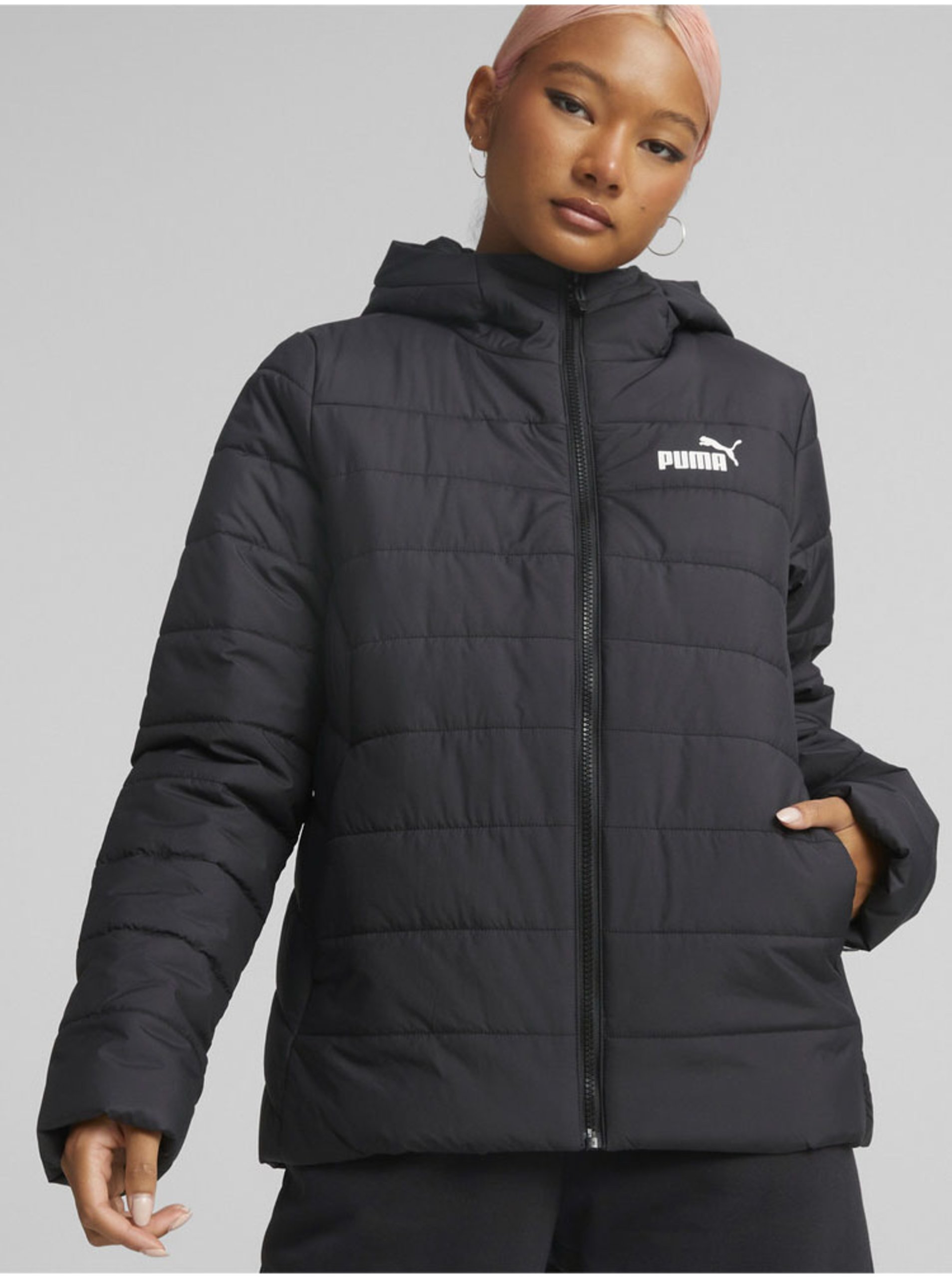 E-shop Černá dámská prošívaná zimní bunda s kapucí Puma