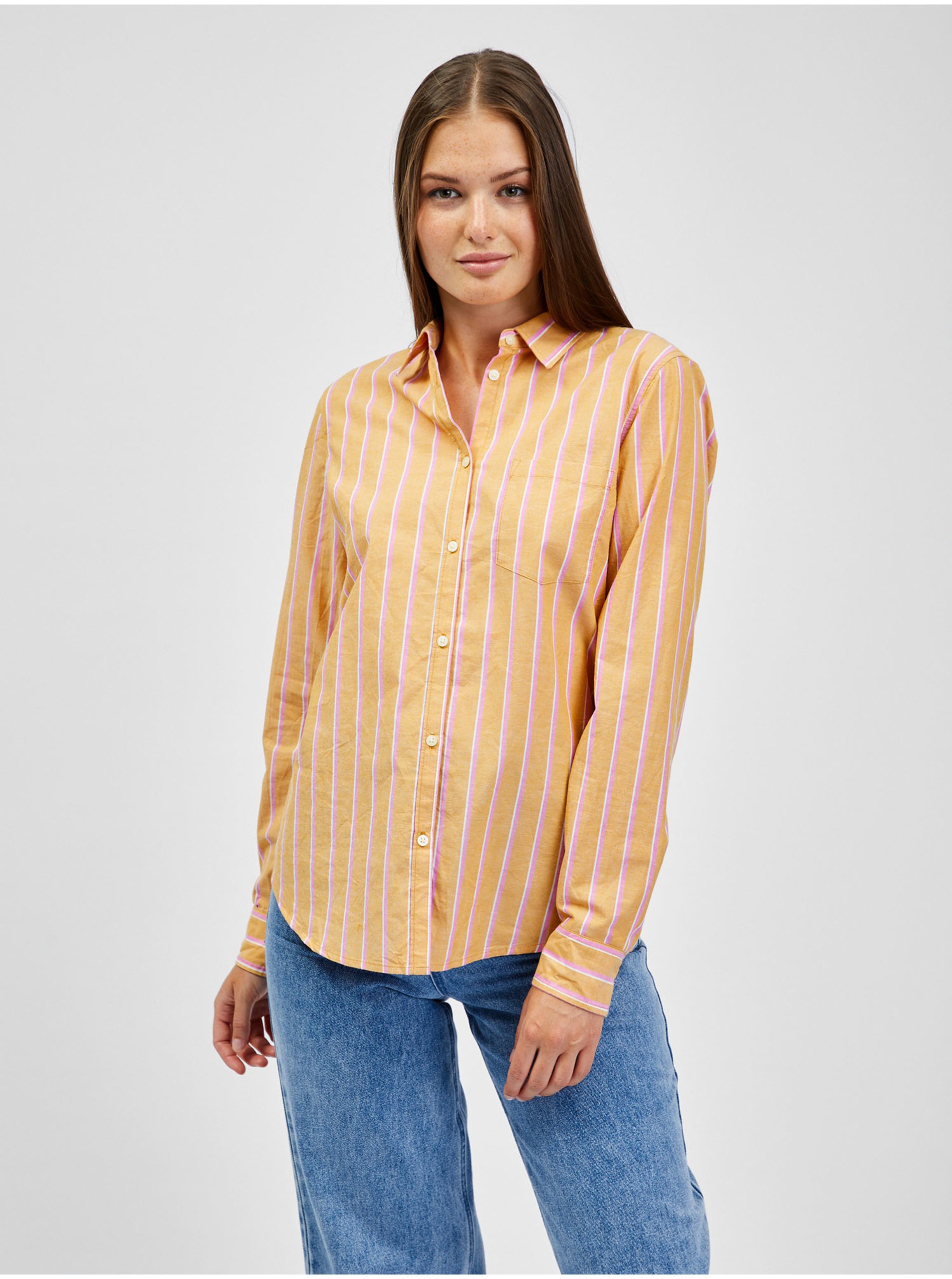 Levně Žlutá dámská pruhovaná košile GAP classic