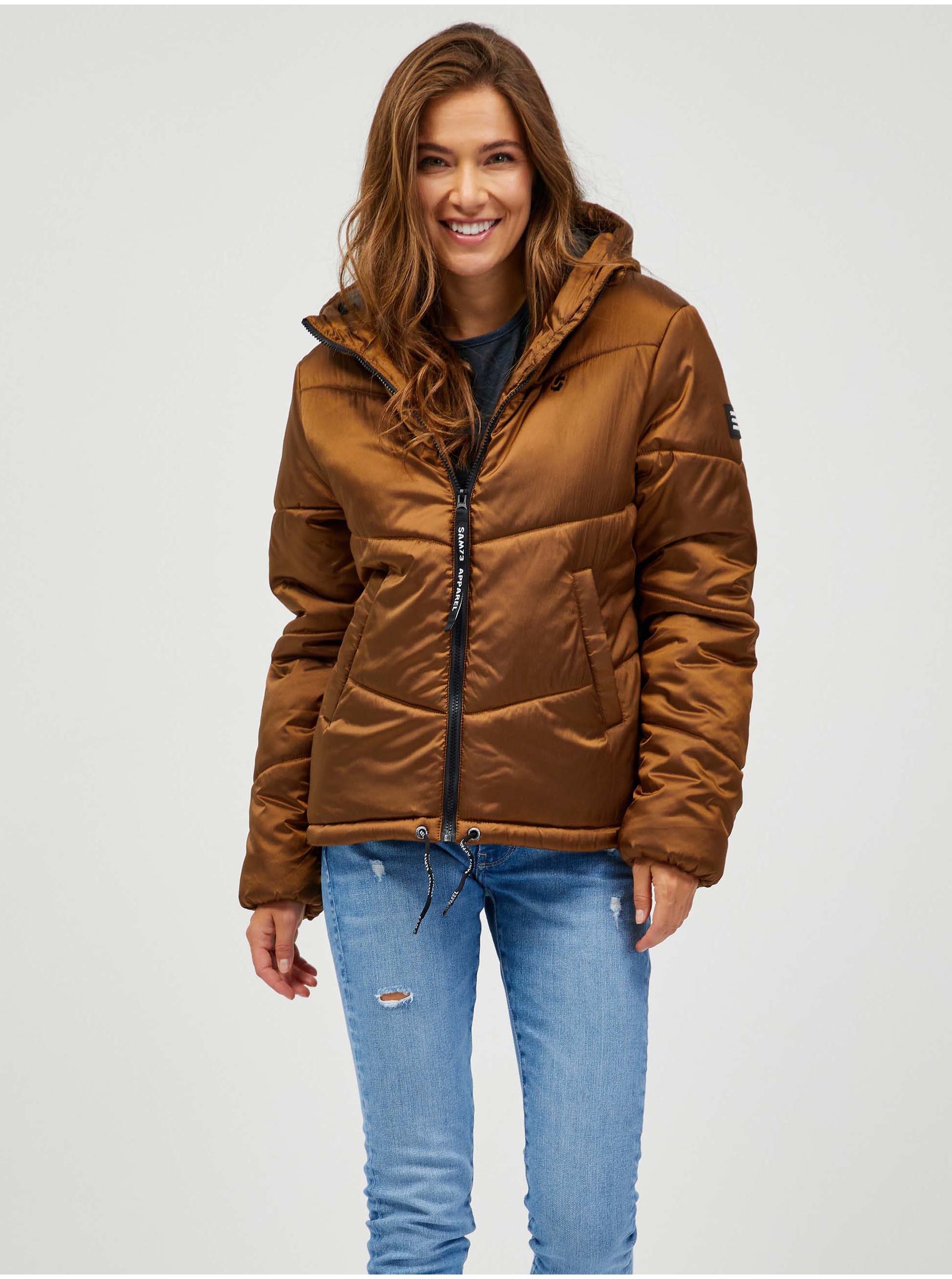 E-shop Hnědá dámská prošívaná zimní bunda s kapucí SAM 73 Gede