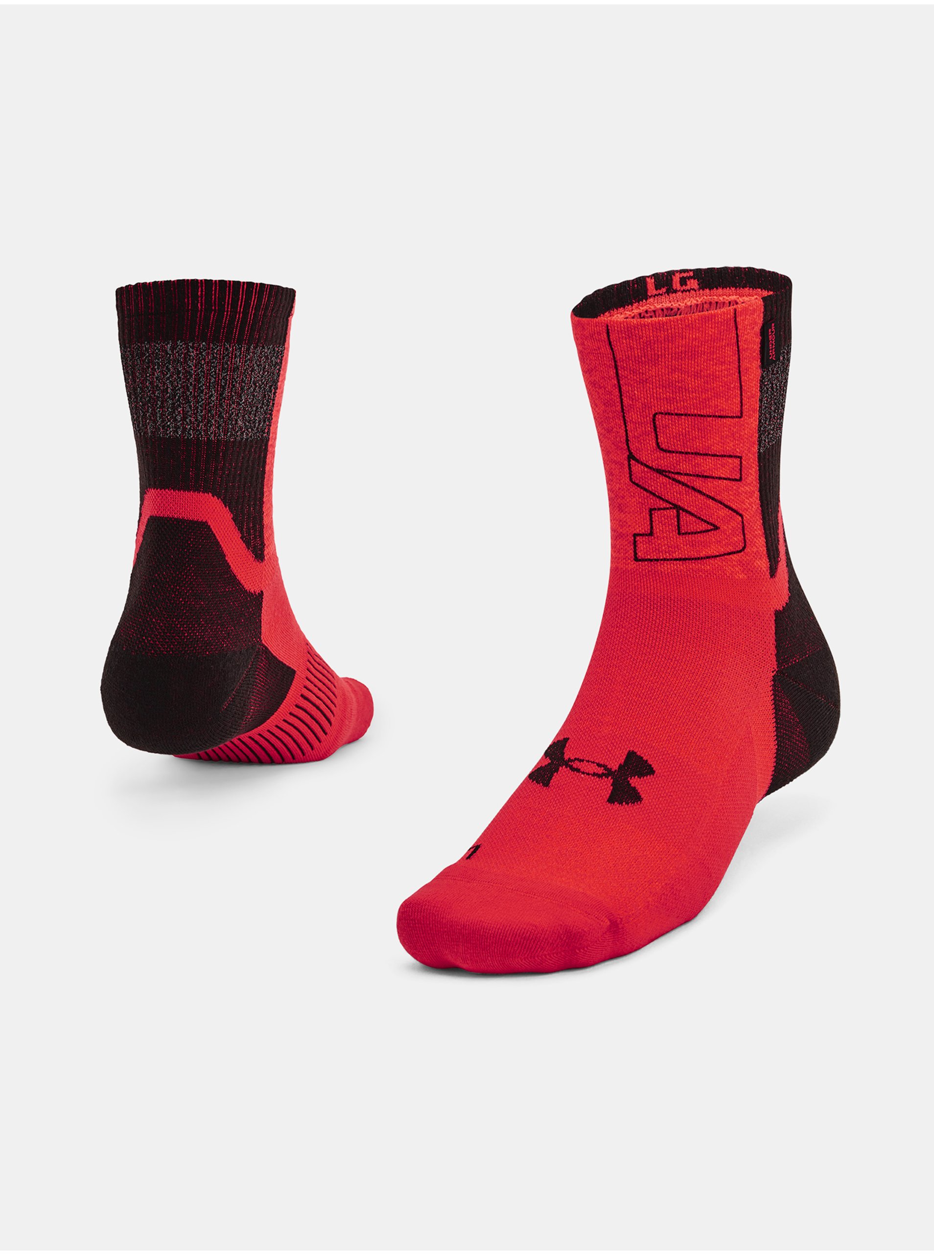 Lacno Červeno-čierne unisex ponožky Under Armour UA ArmourDry Run Mid-Crew