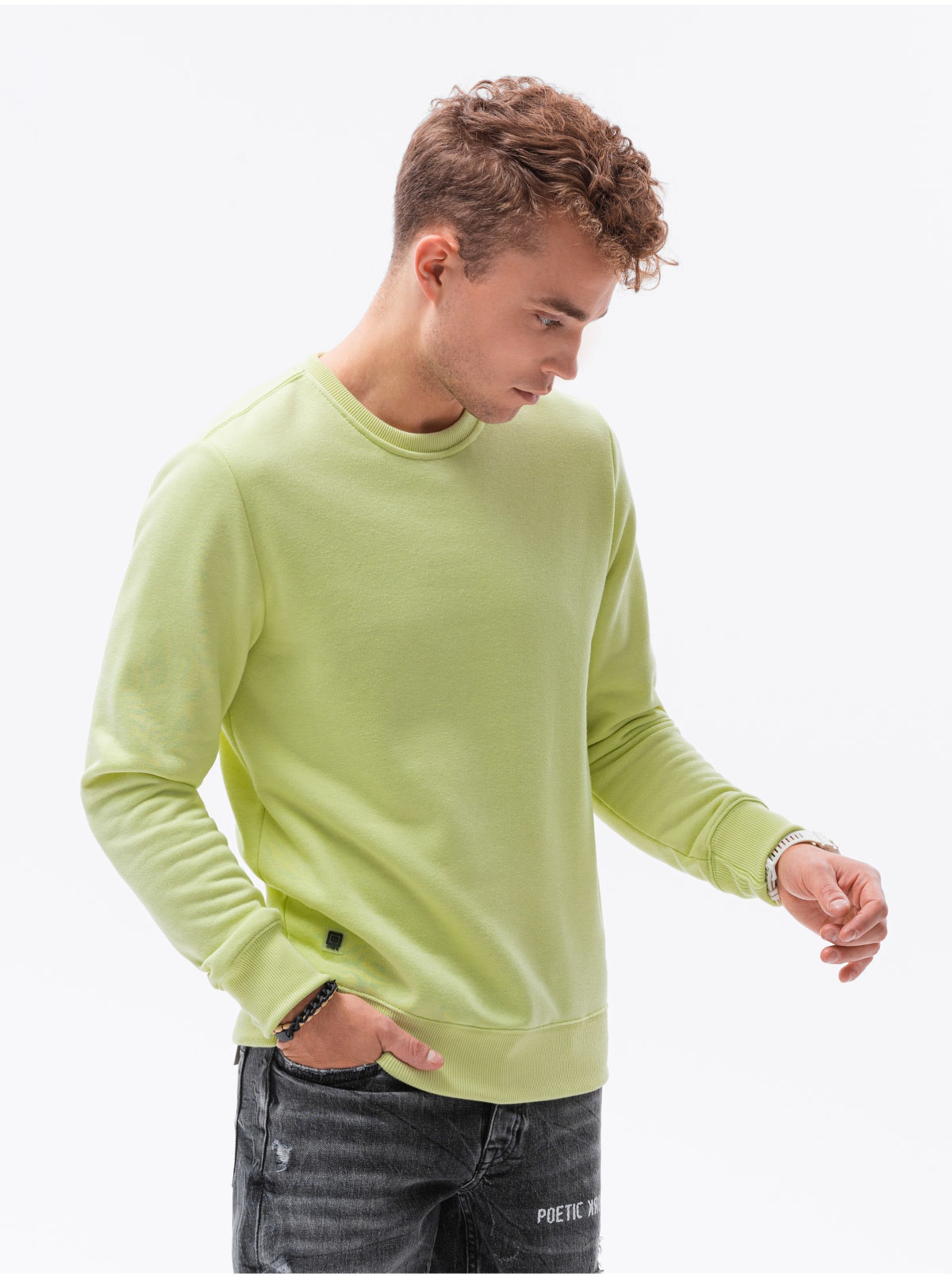 E-shop Světle zelená pánská basic mikina Ombre Clothing