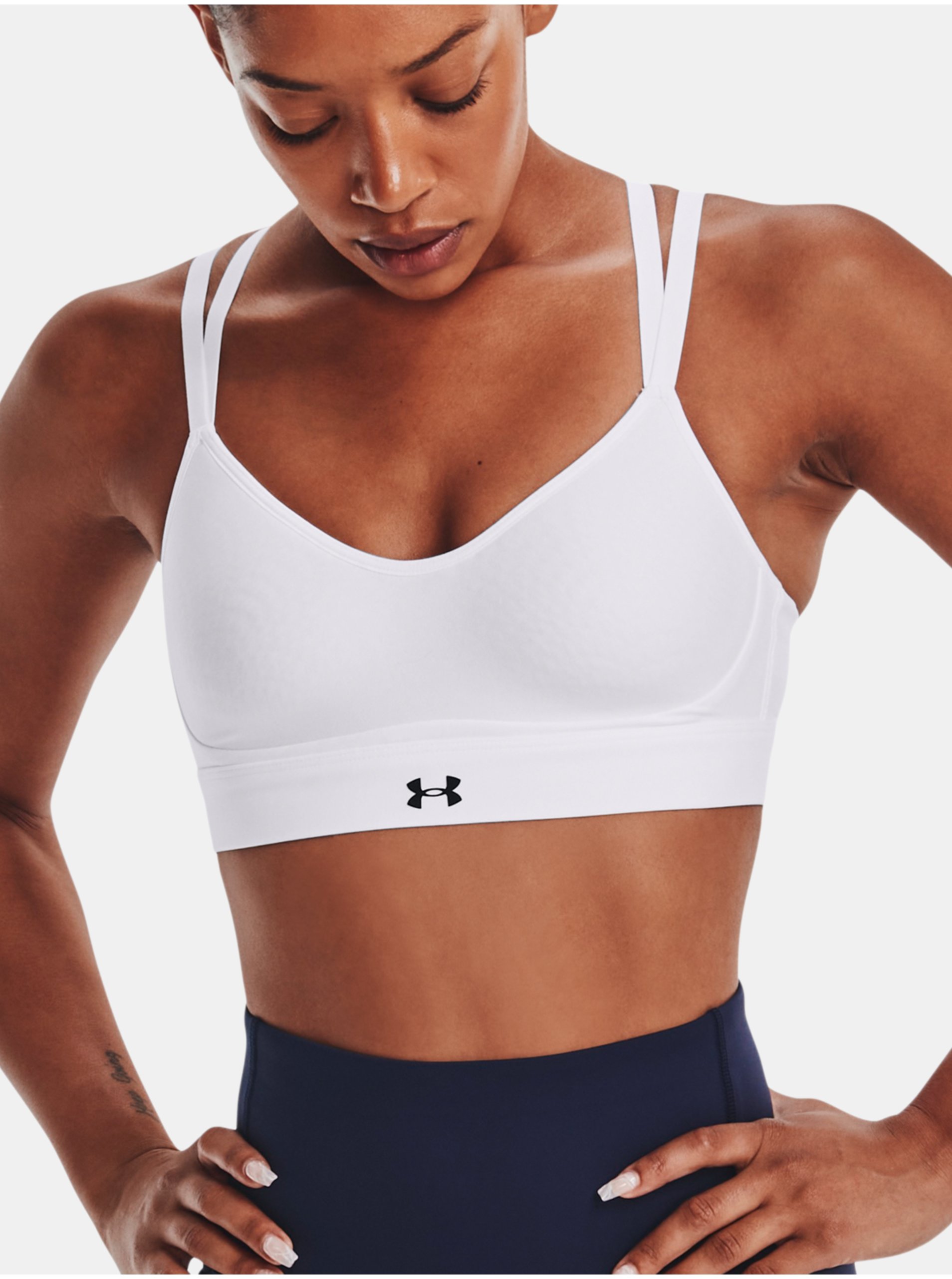 Levně Bílá dámská sportovní podprsenka Under Armour Infinity Low Strappy