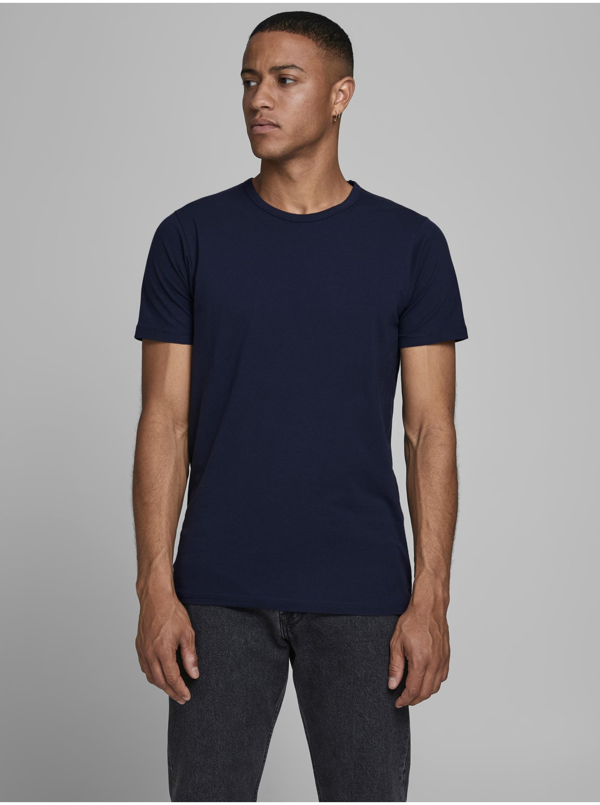 E-shop Tmavě modré basic tričko Jack & Jones