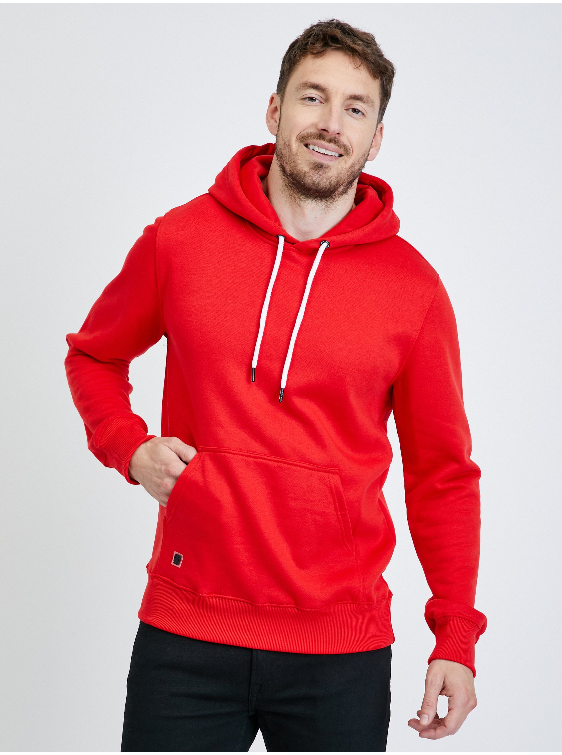 E-shop Červená pánska basic mikina s kapucňou Ombre Clothing