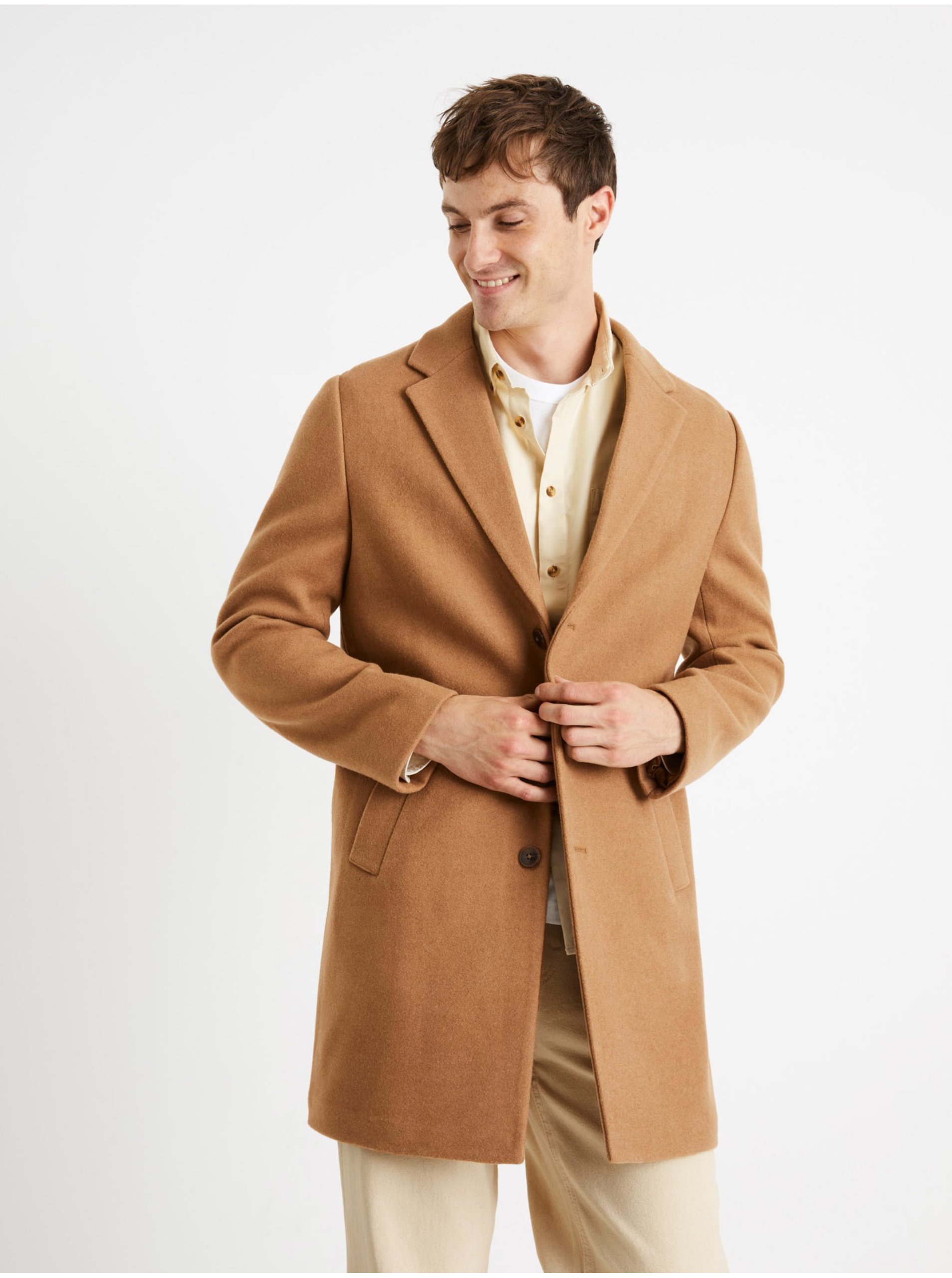 E-shop Hnědý pánský kabát Celio Cubiais