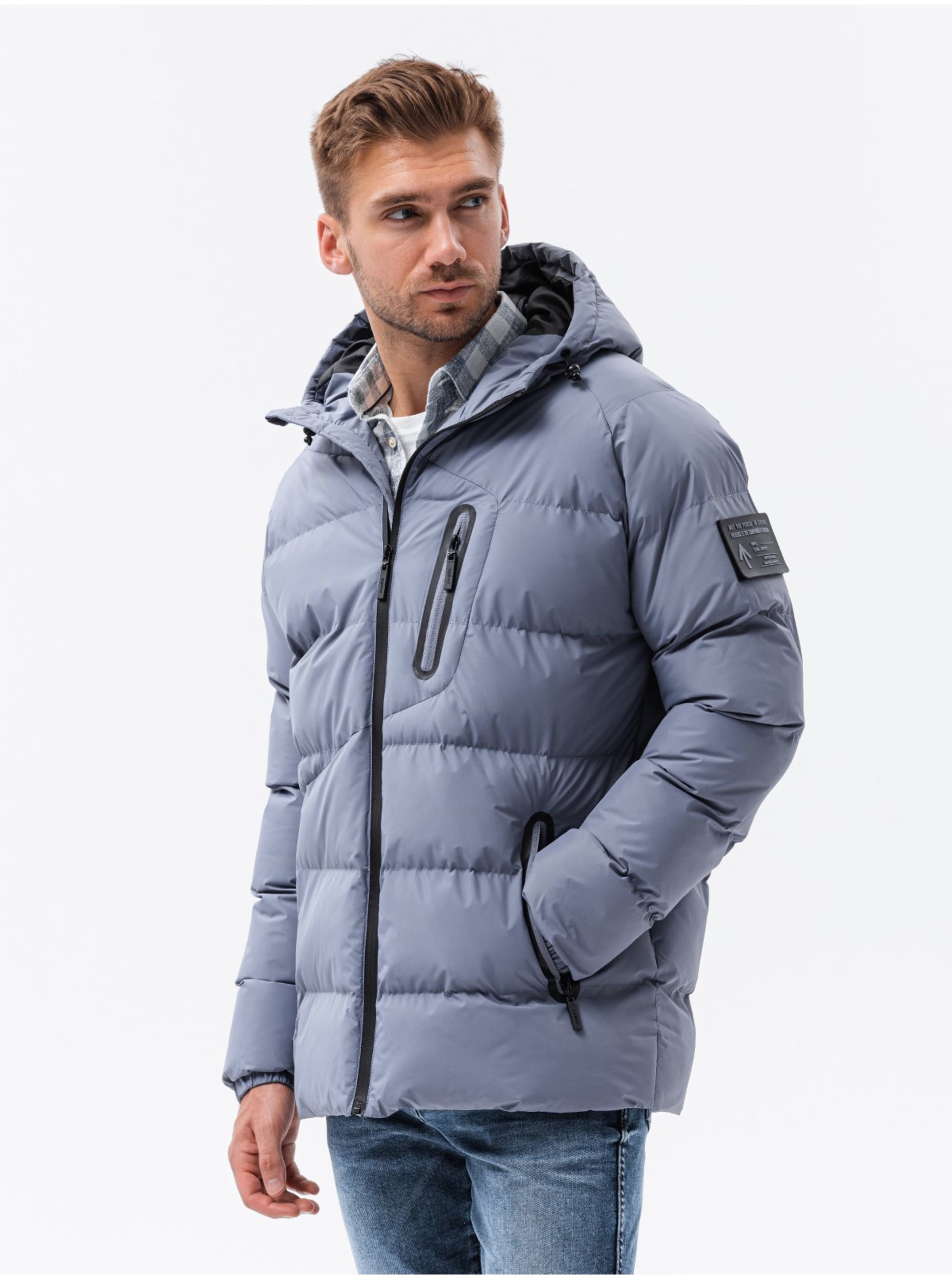 E-shop Modrá pánská zimní prošívaná bunda Ombre Clothing