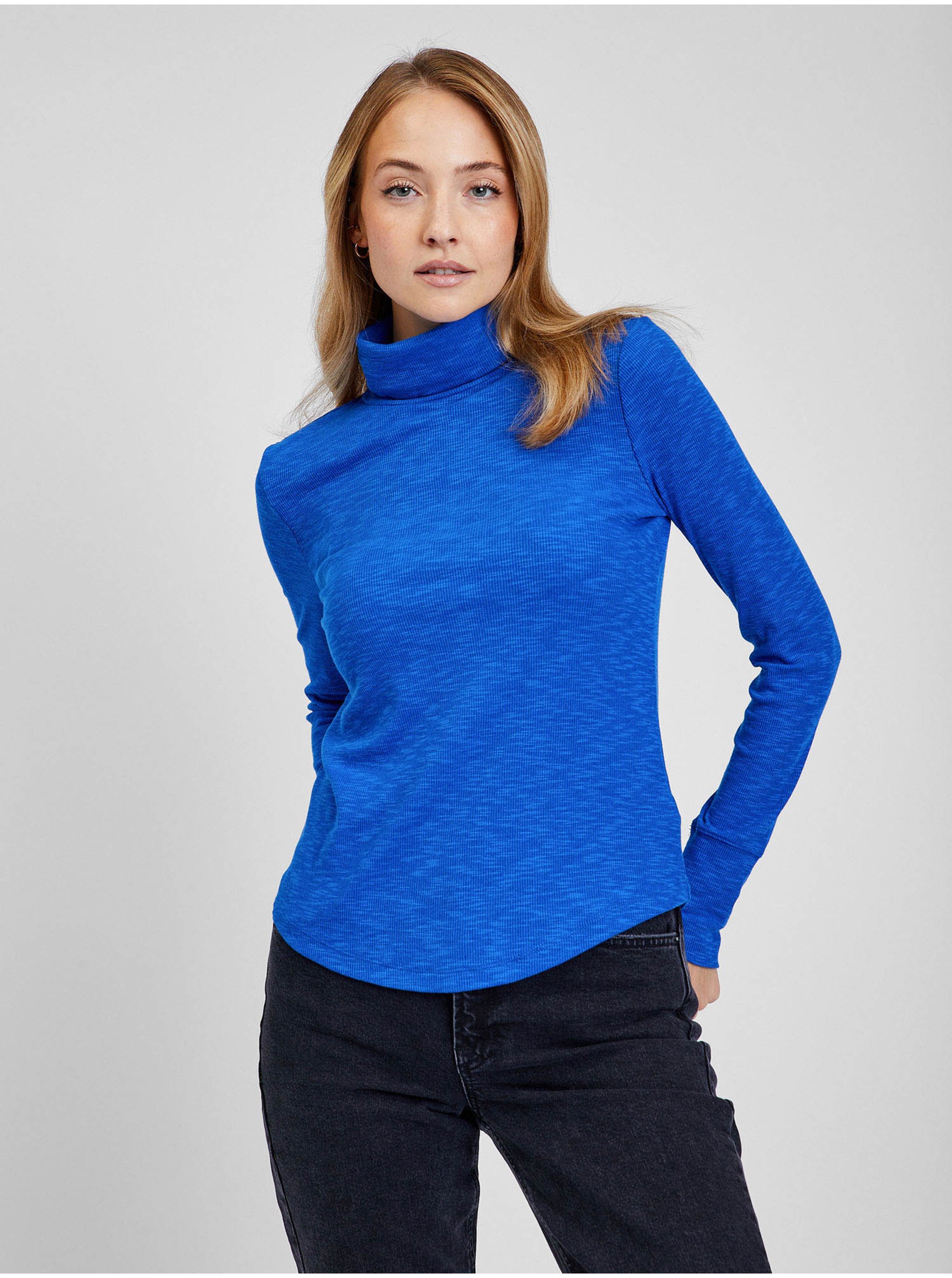 Levně Modré dámské tričko s rolákem GAP