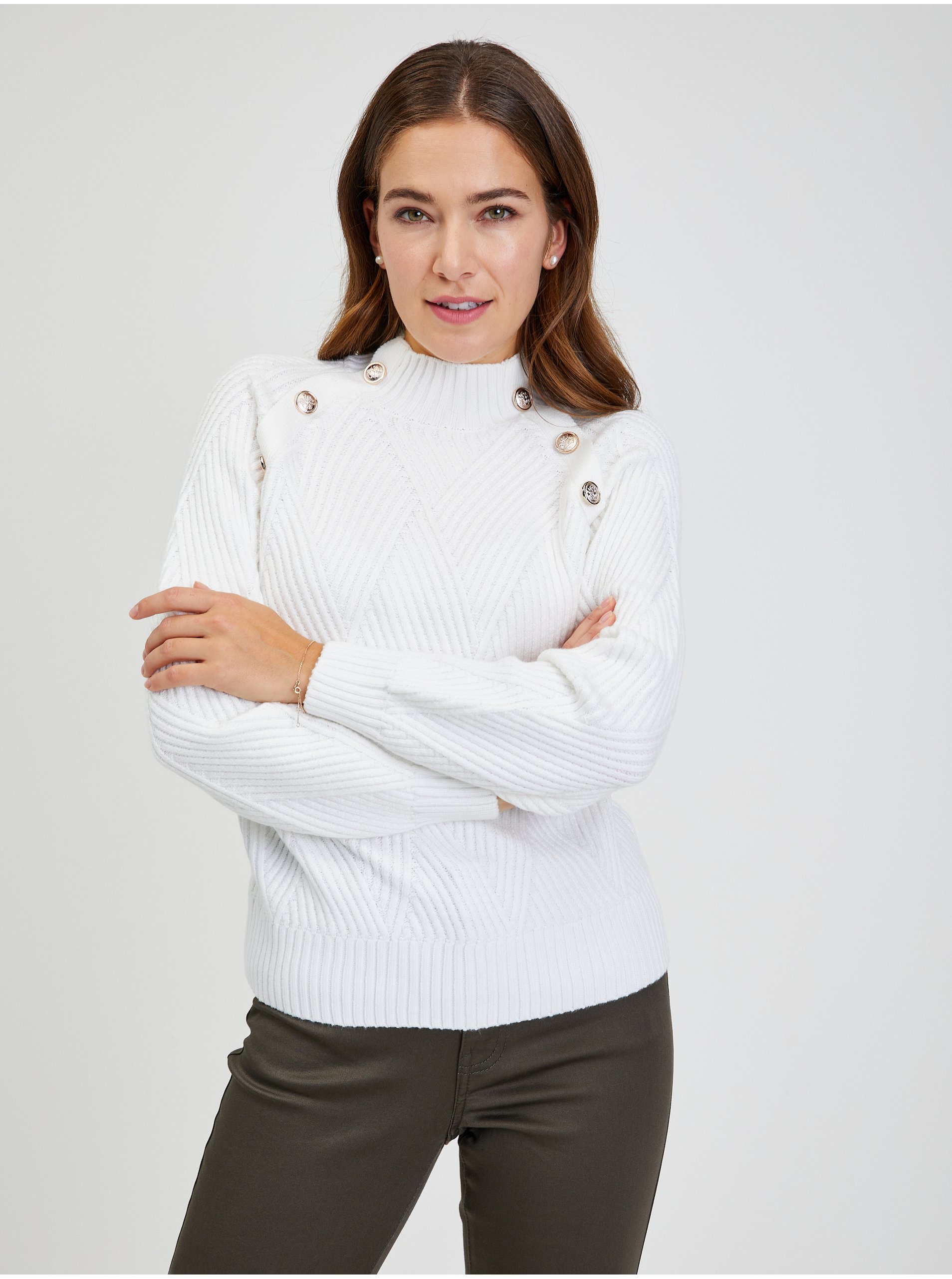 Levně Bílý dámský žebrovaný svetr s ozdobnými knoflíky ORSAY