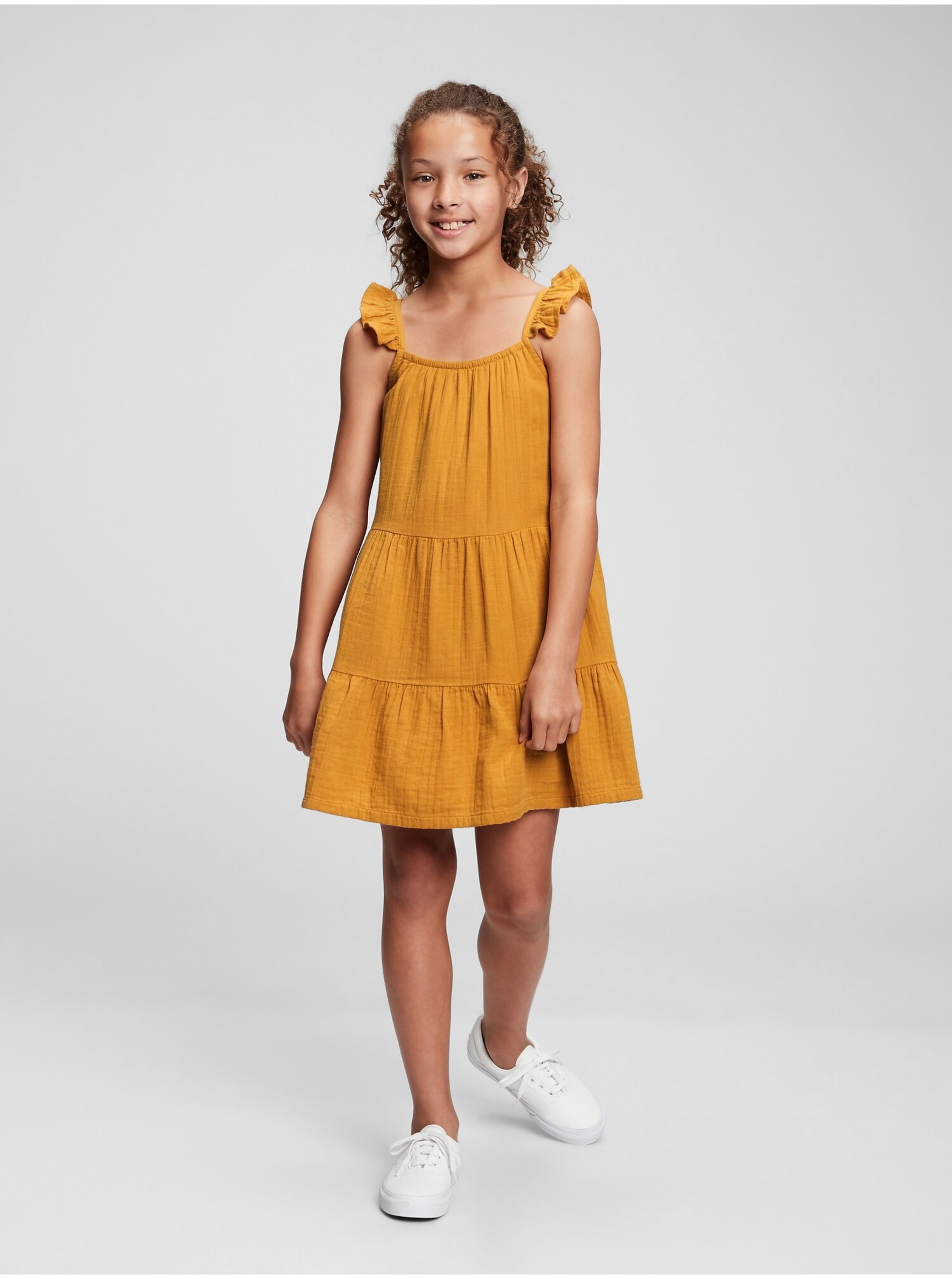 E-shop Žluté holčičí dětské šaty sleeveless tier dress GAP