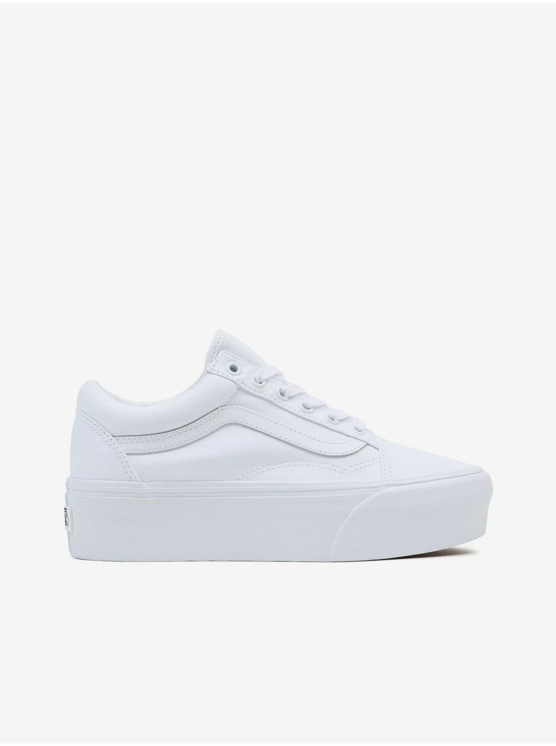 Lacno Biele dámske tenisky na platforme VANS UA Old Skool Stackform