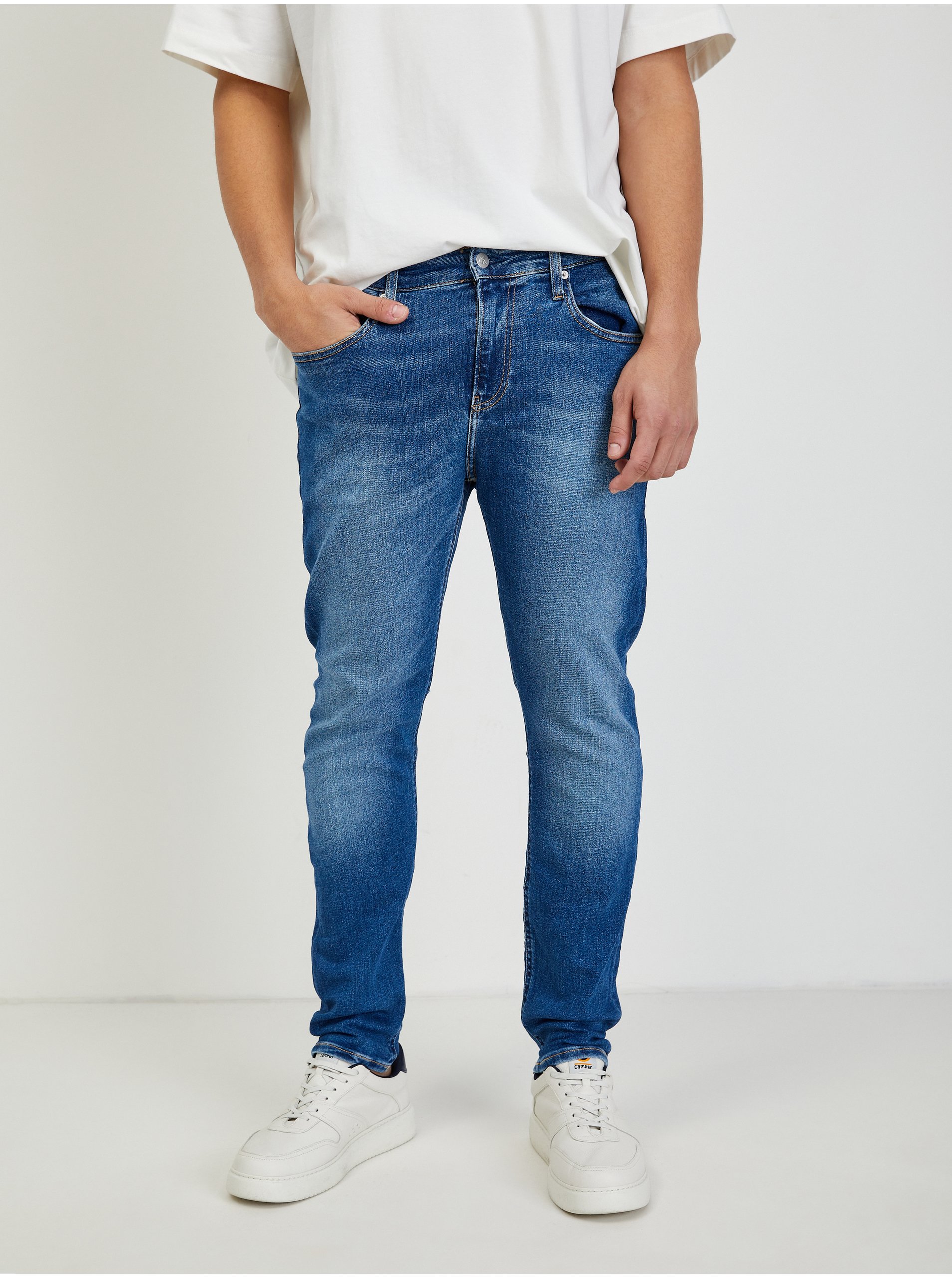 Lacno Skinny fit pre mužov Calvin Klein Jeans - modrá