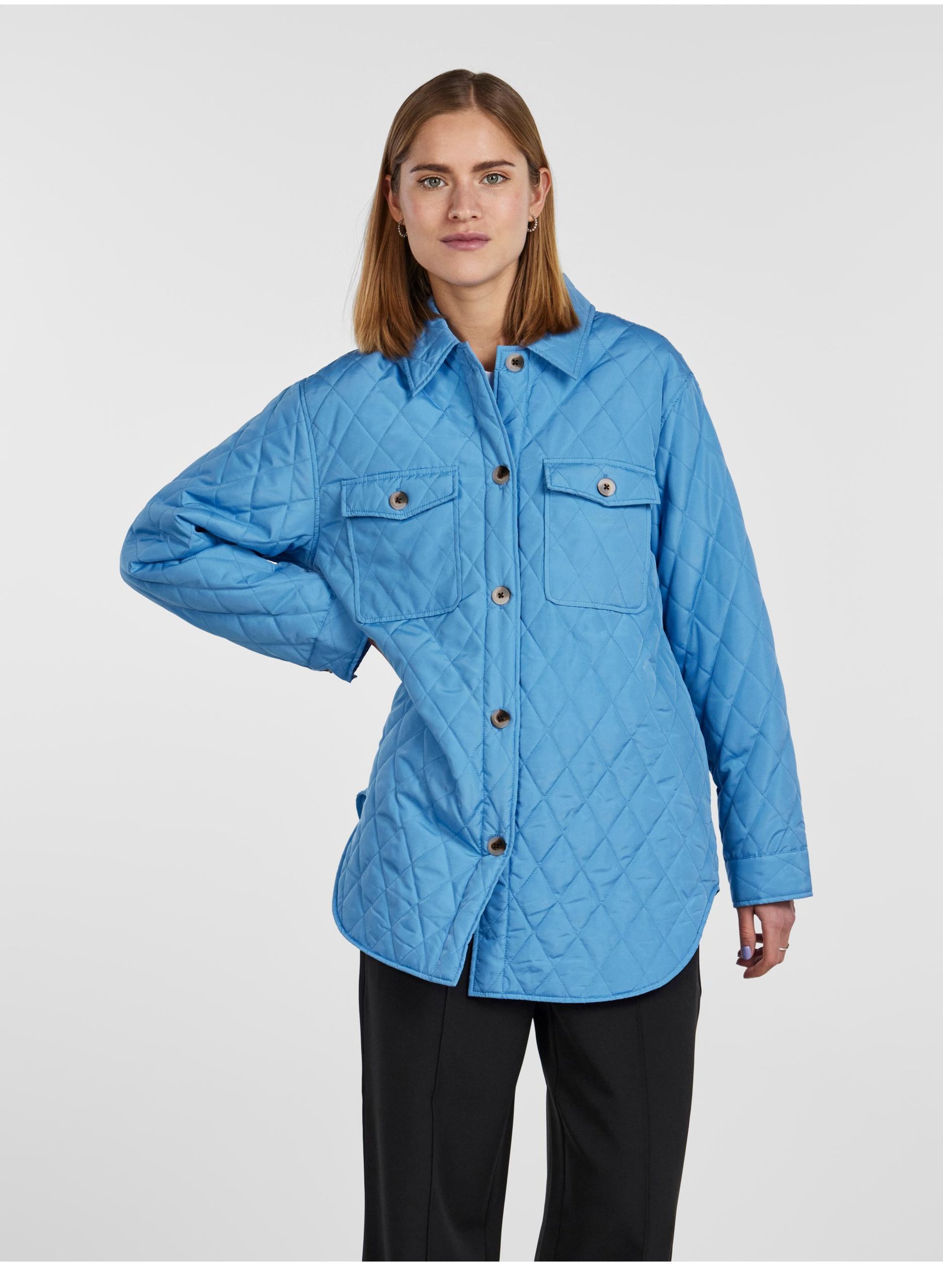 E-shop Modrá dámská prošívaná košilová bunda Pieces Taylor