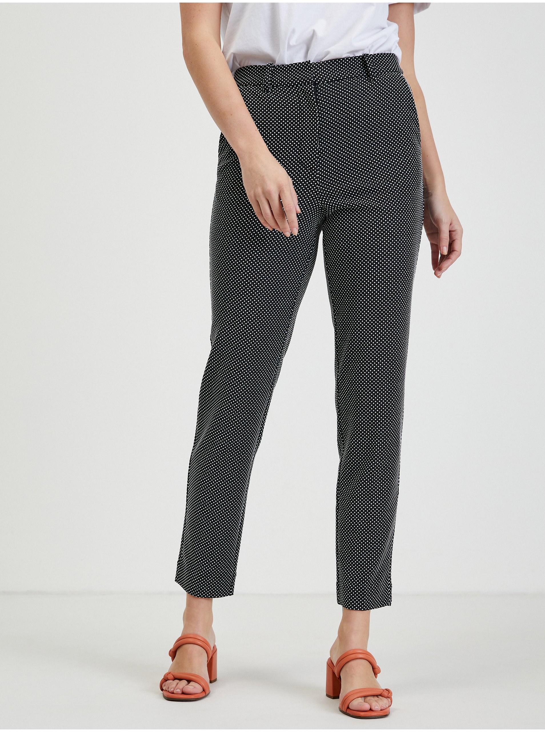 E-shop Bílo-černé dámské puntíkované kalhoty ORSAY