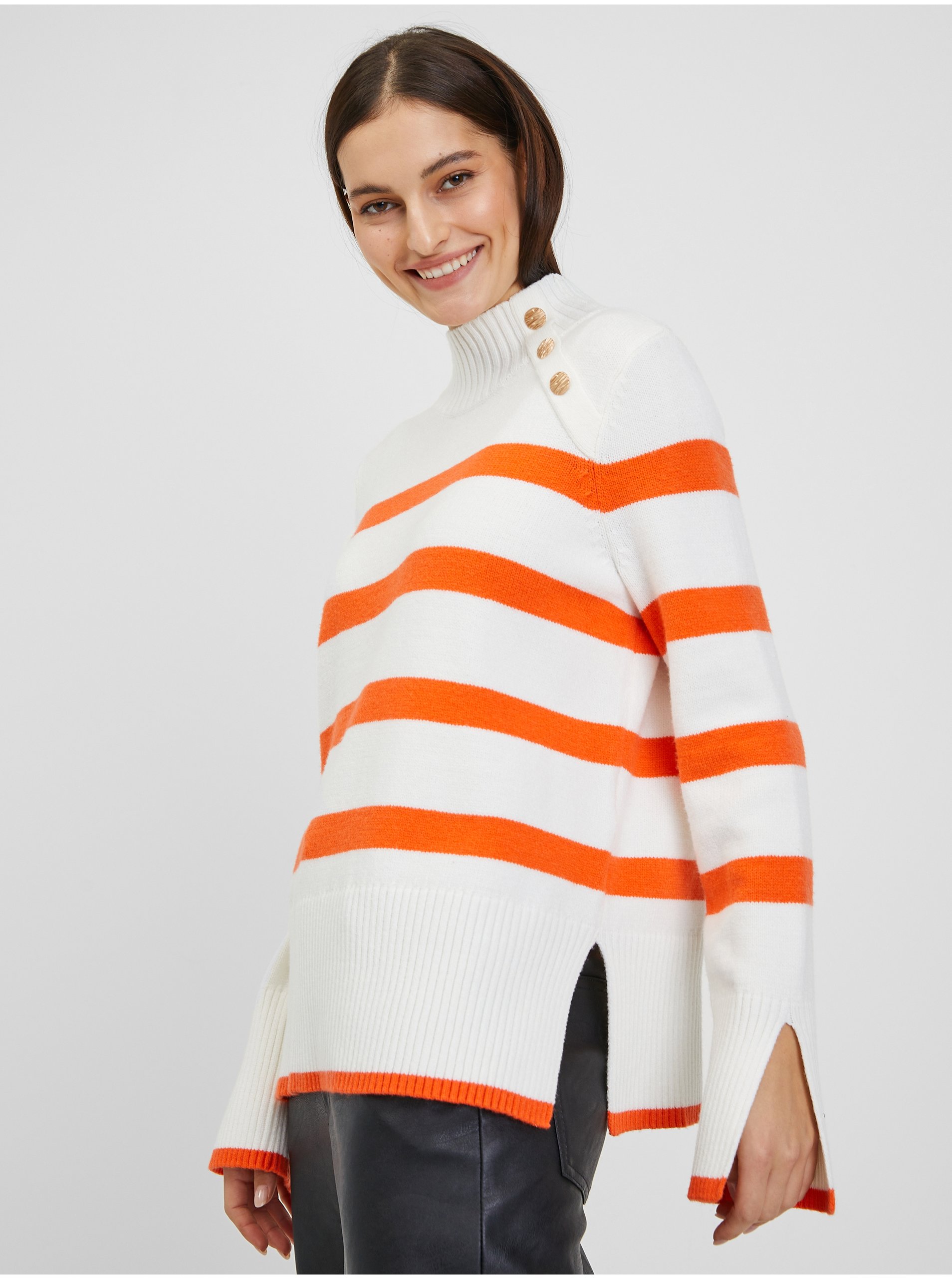 E-shop Oranžovo-bílý dámský pruhovaný svetr ORSAY