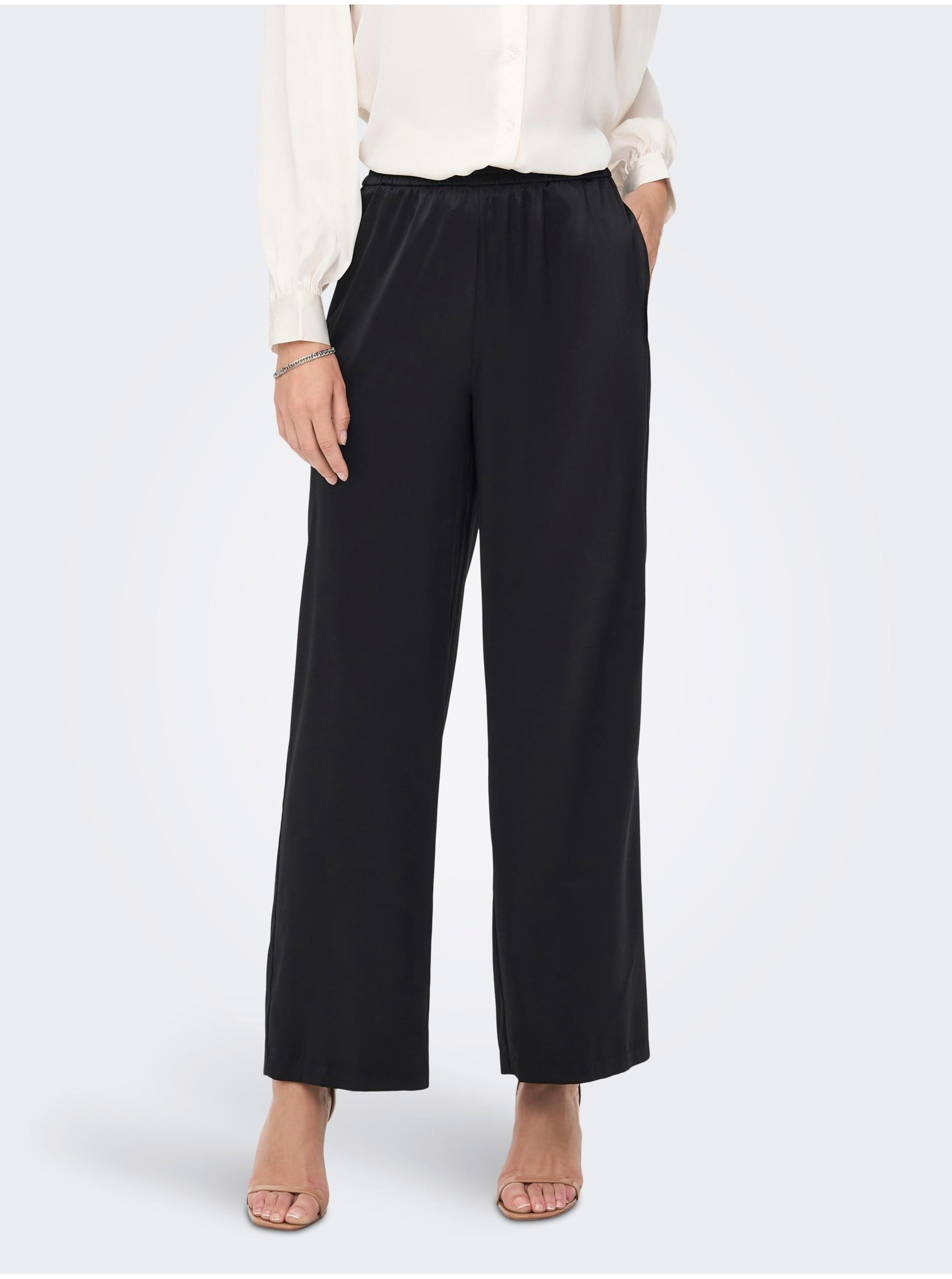 Levně Černé dámské široké saténové kalhoty ONLY Victoria