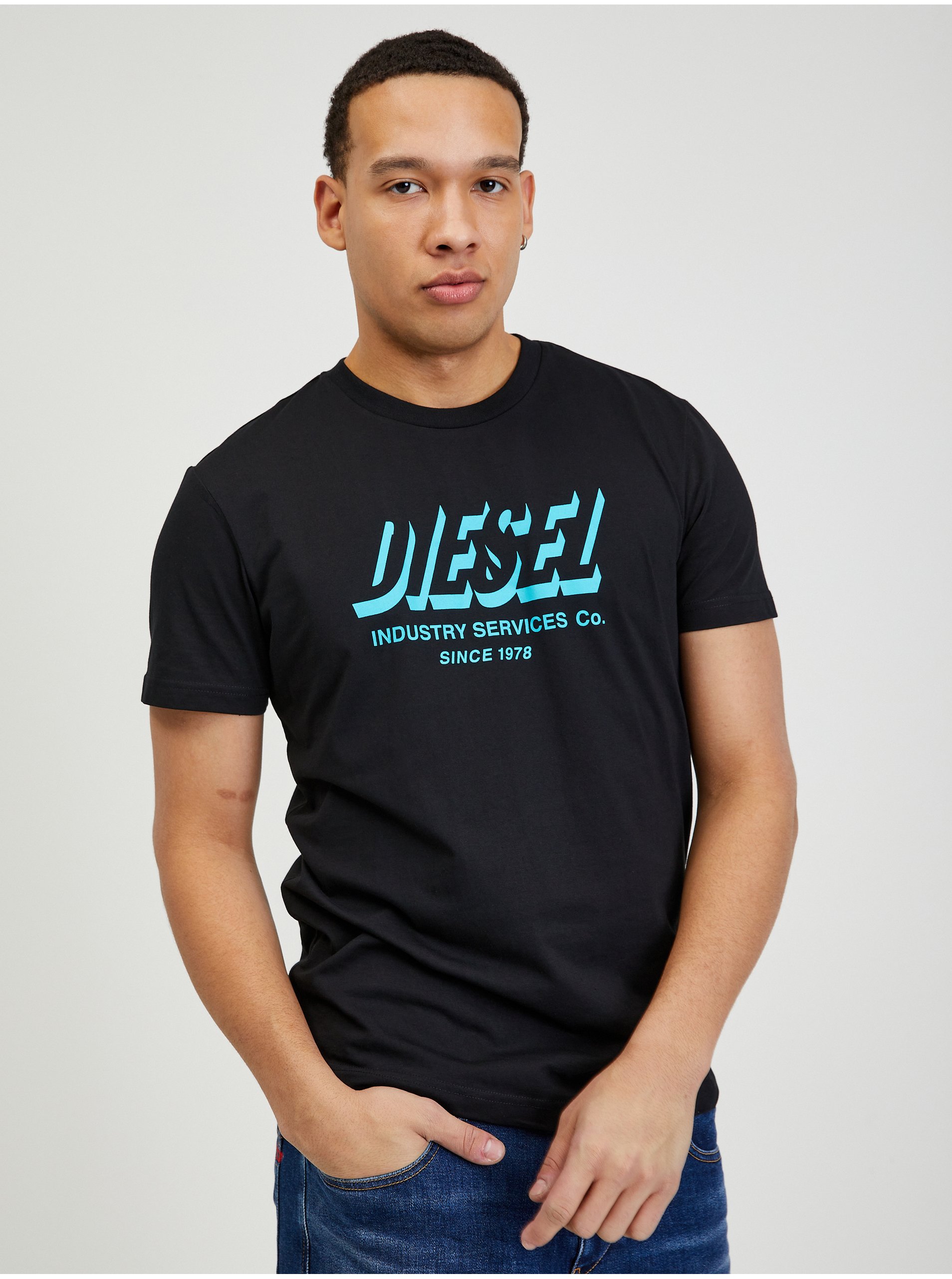 Levně Černé pánské tričko Diesel Diegos