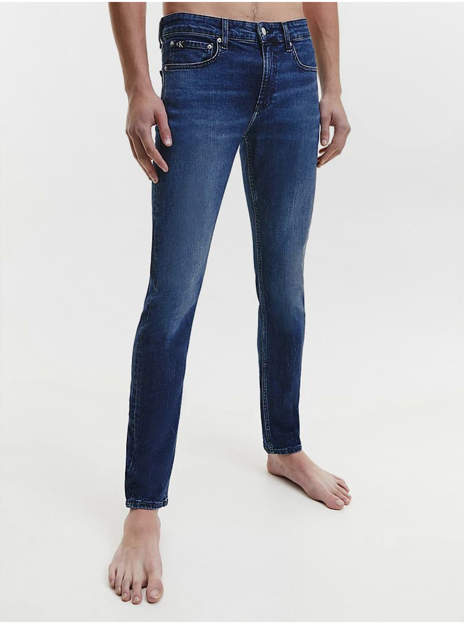 Lacno Slim fit pre mužov Calvin Klein Jeans - tmavomodrá