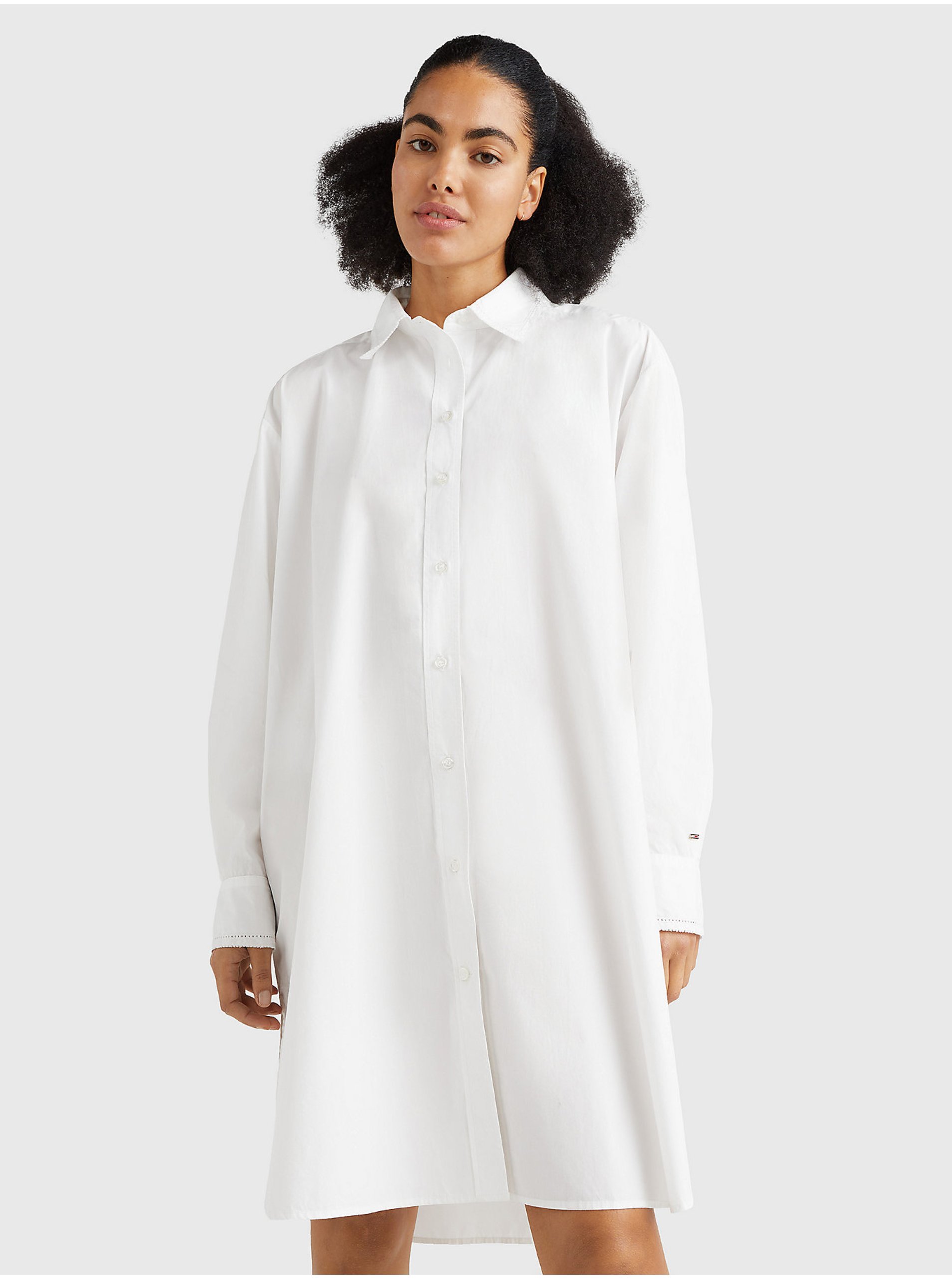 Levně Bílé dámské oversize košilové šaty Tommy Hilfiger