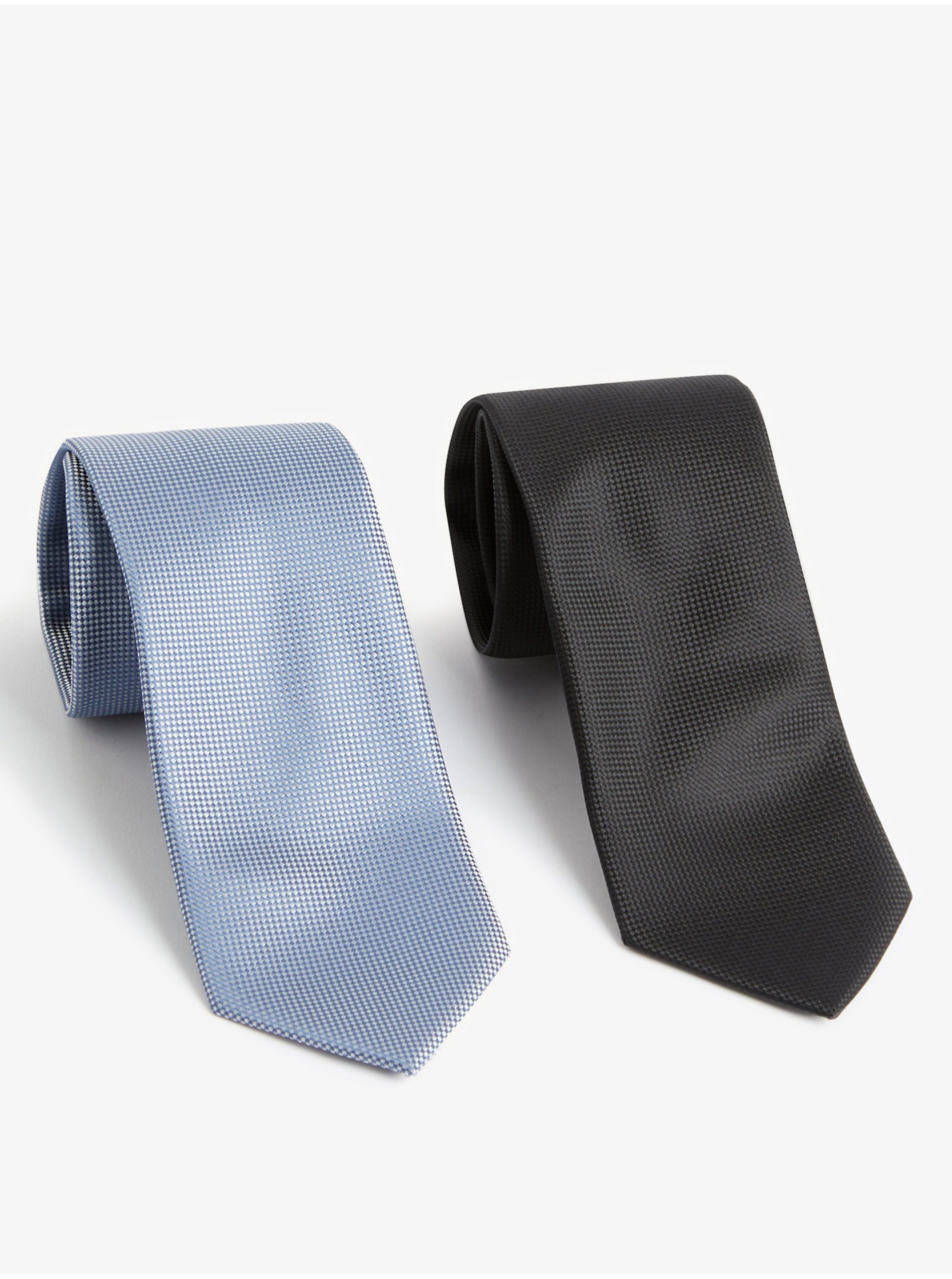Levně Sada dvou pánských kravat v světle modré a černé barvě Marks & Spencer