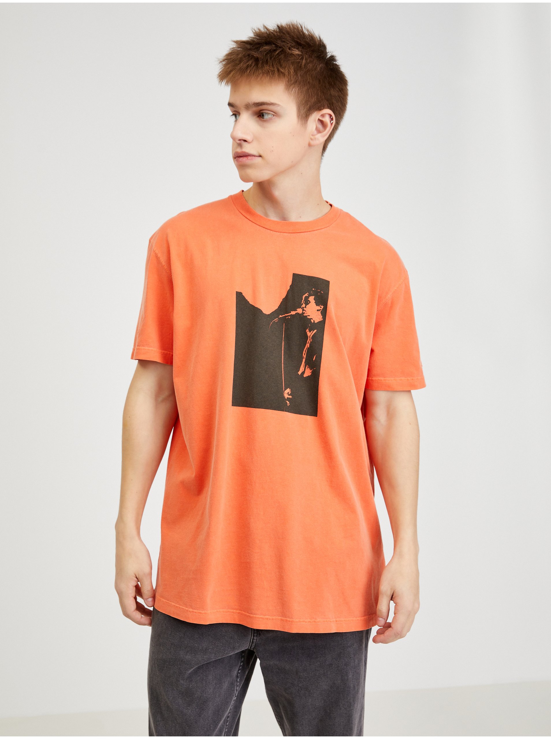 Levně Oranžové pánské tričko Diesel