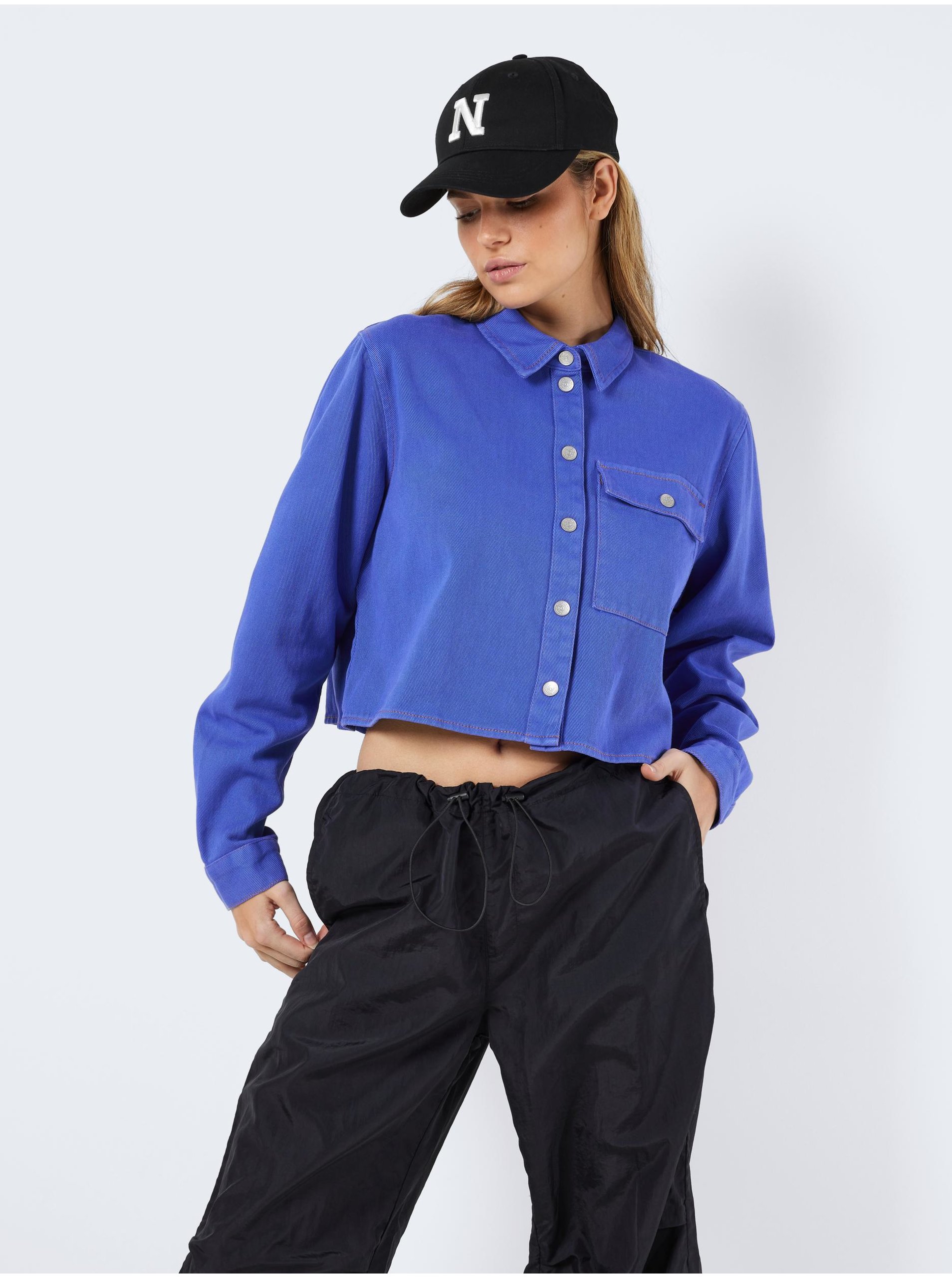 E-shop Modrá dámská džínová cropped košile Noisy May Maddy