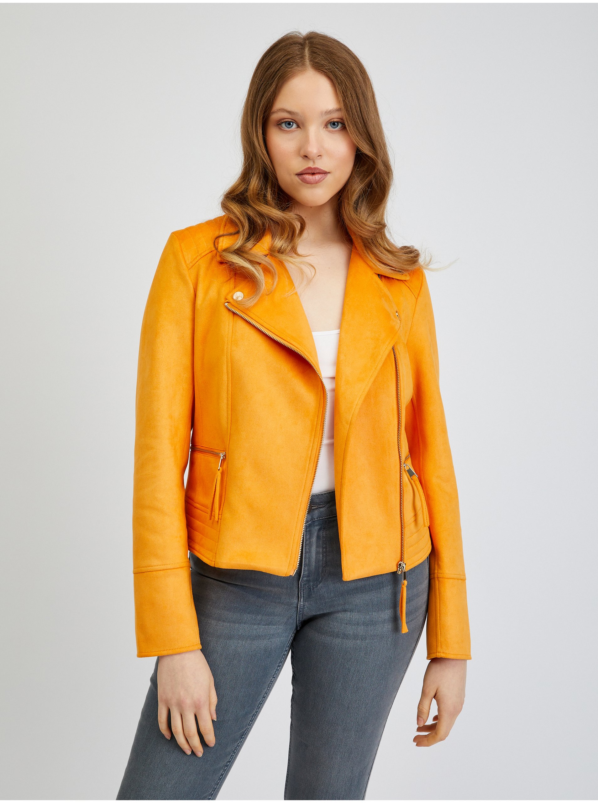 Levně Oranžová dámská koženková bunda v semišové úpravě ORSAY