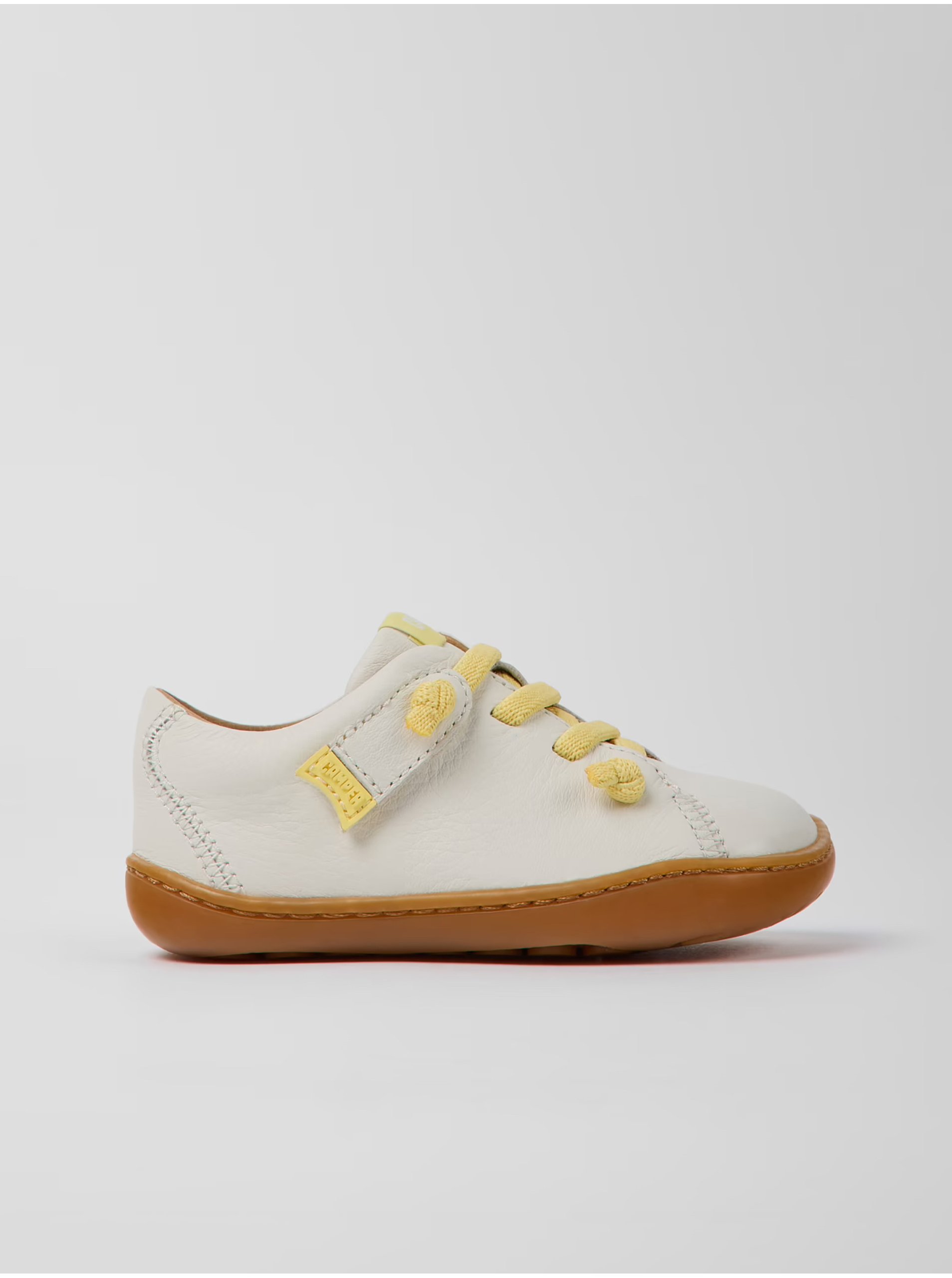 Levně Bílé dětské kožené boty Camper