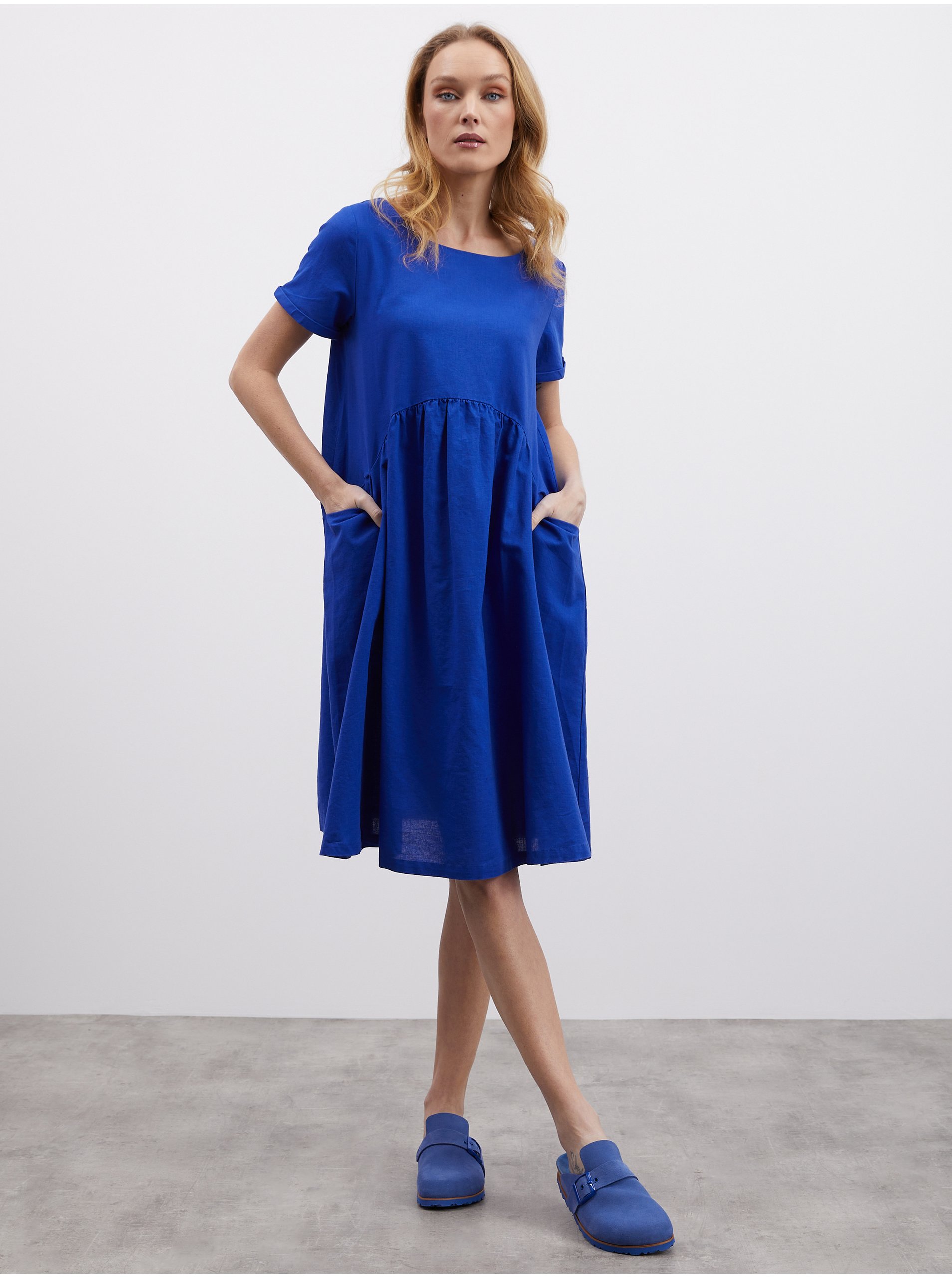E-shop Modré dámské šaty s příměsí lnu ZOOT.lab Medeline