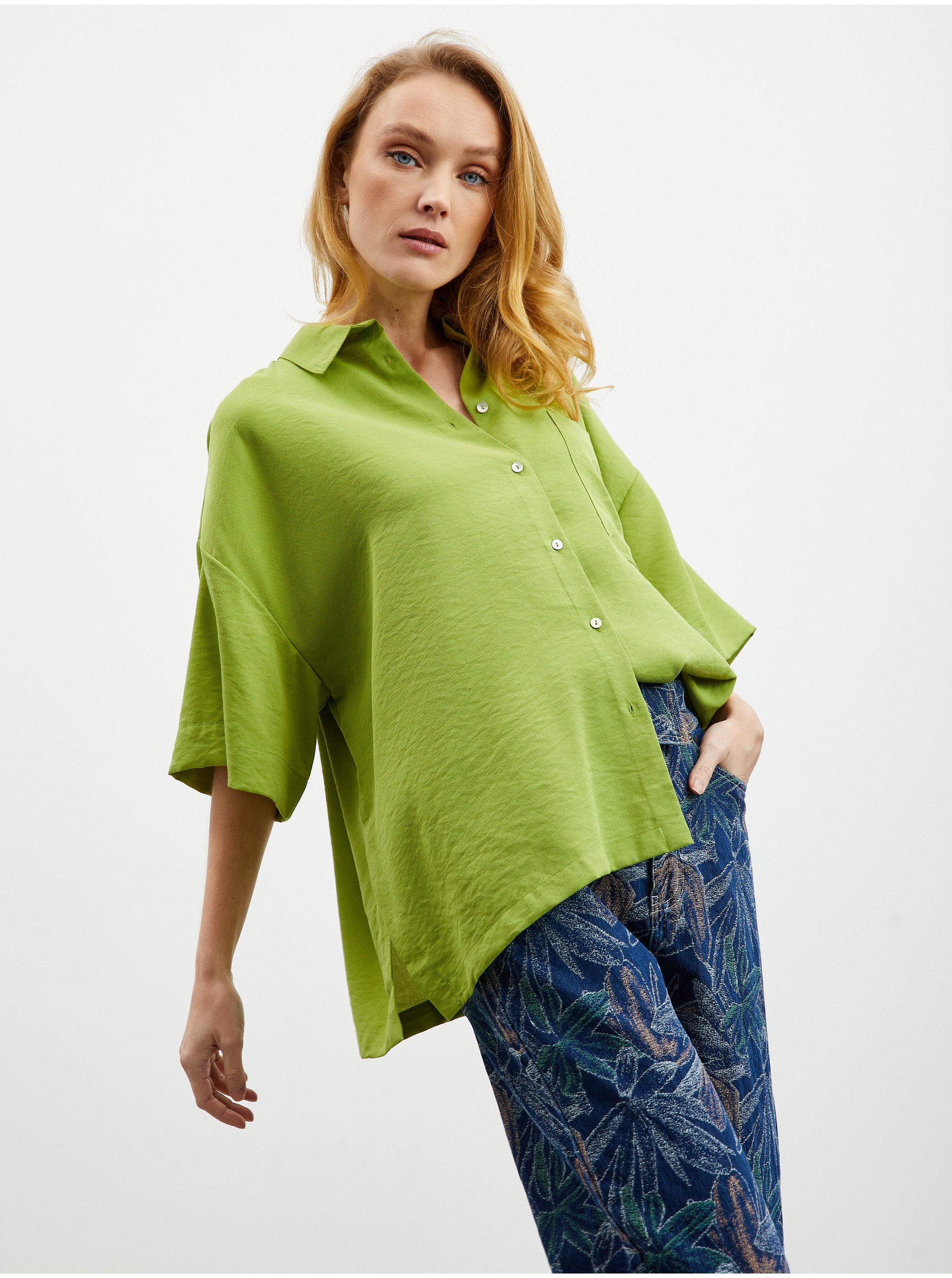 Levně Světle zelená dámská oversize košile ZOOT.lab Rhiannon