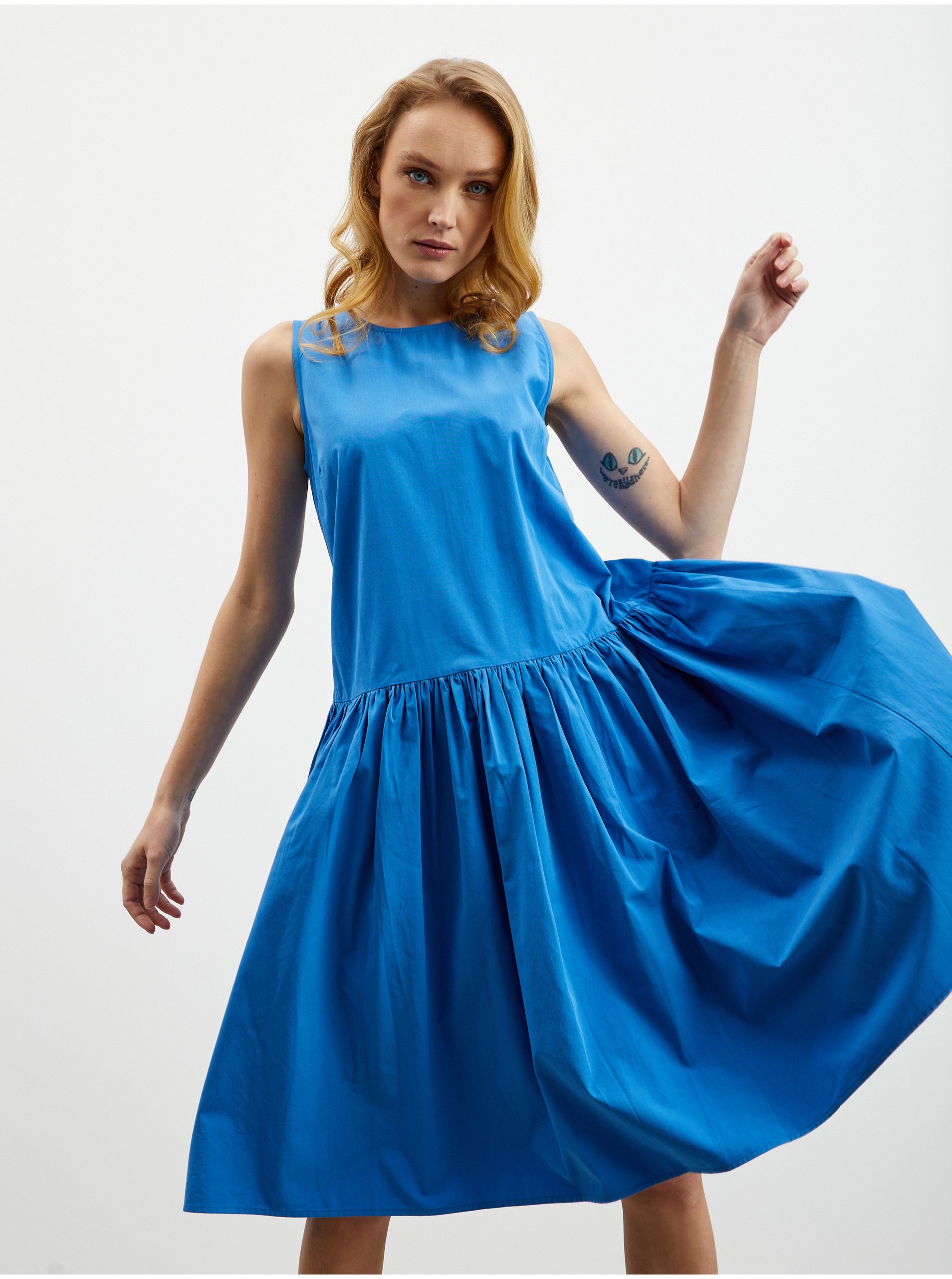 Lacno Modré dámske šaty s volánom ZOOT.lab Urbana