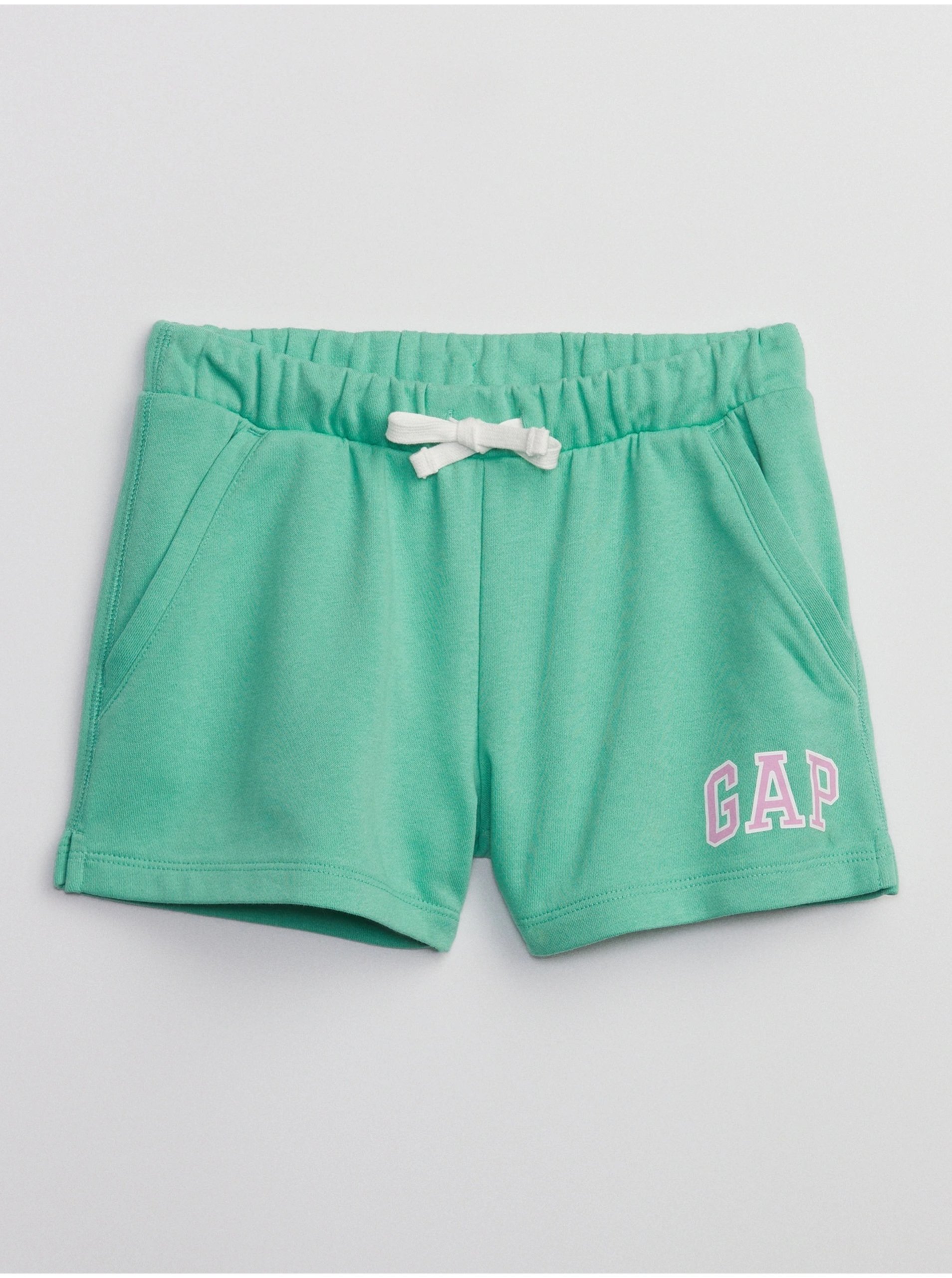 Lacno Zelené detské šortky s logom GAP