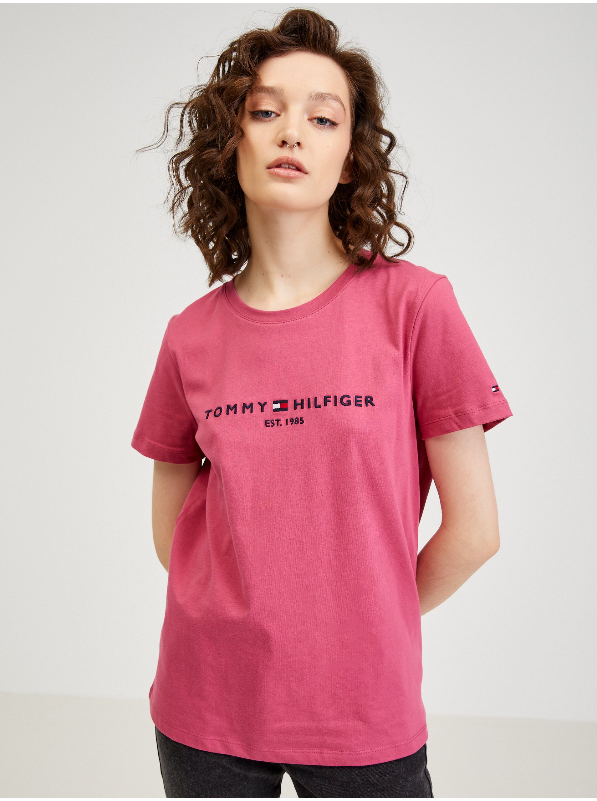 Levně Růžové dámské tričko Tommy Hilfiger