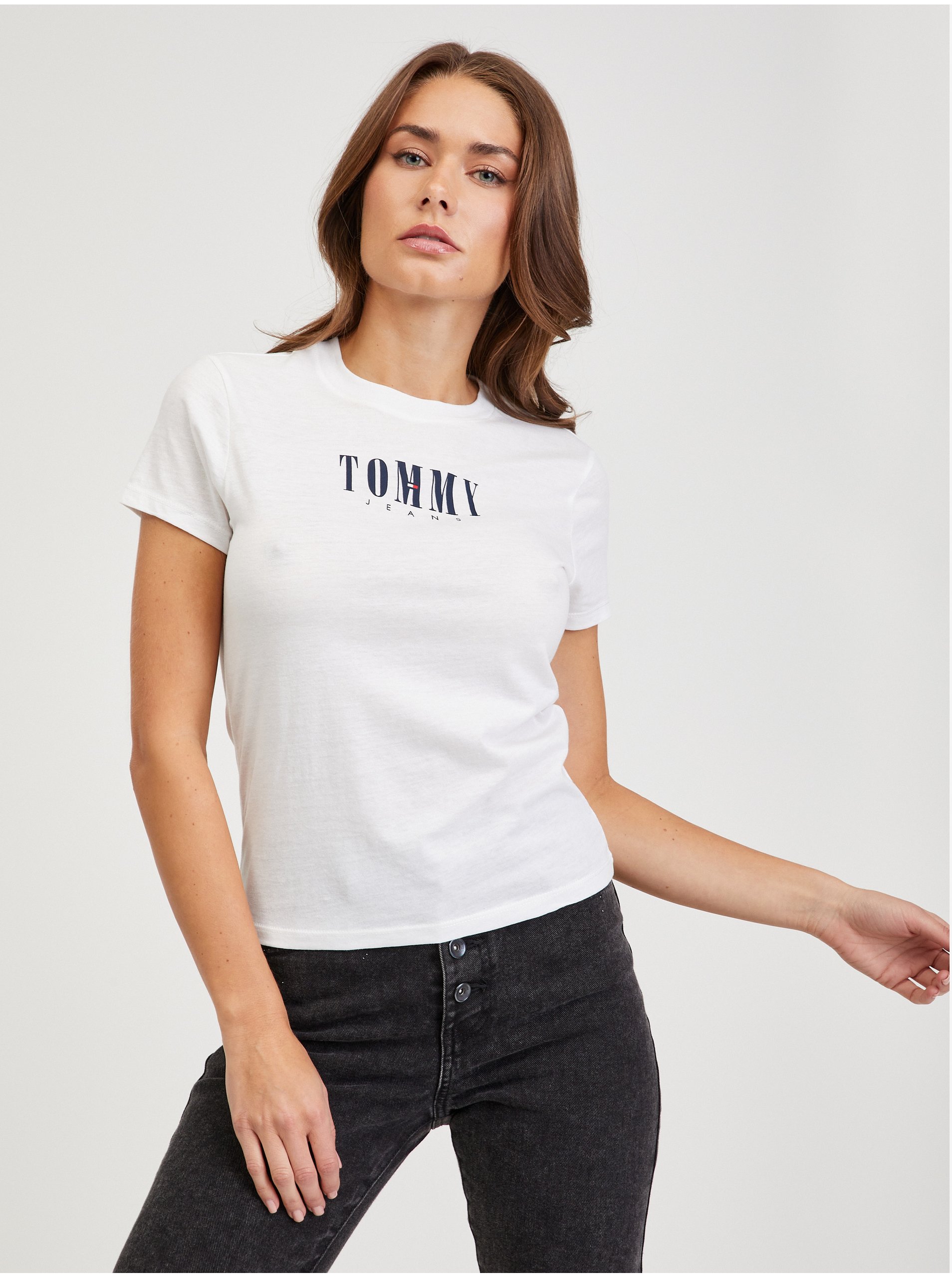 Levně Bílé dámské tričko Tommy Jeans