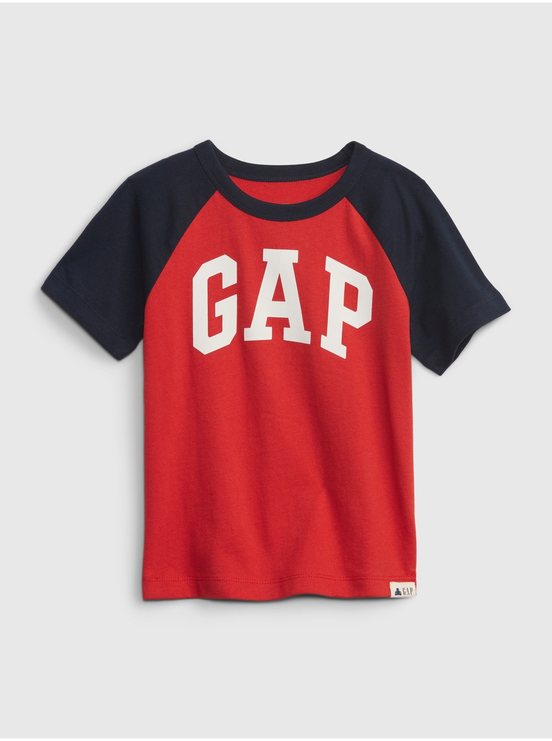 E-shop Černo-červené klučičí tričko s logem GAP