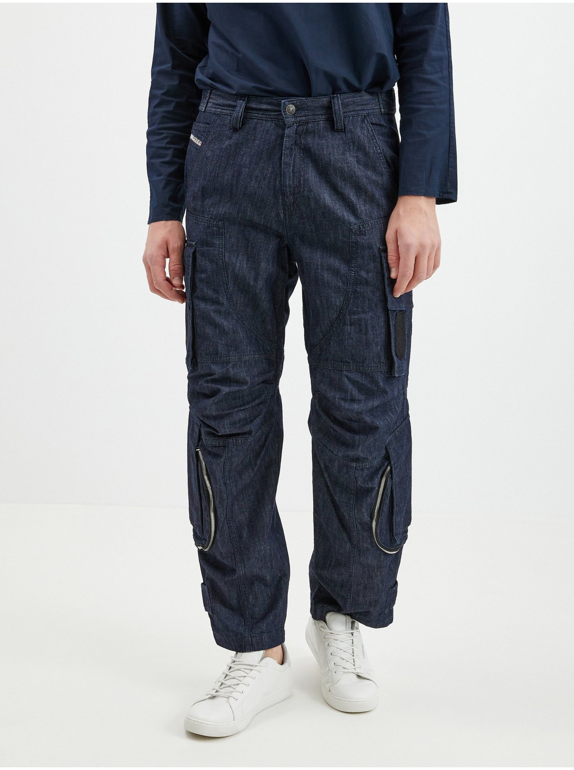 E-shop Tmavě modré pánské kapsáčové kalhoty Diesel