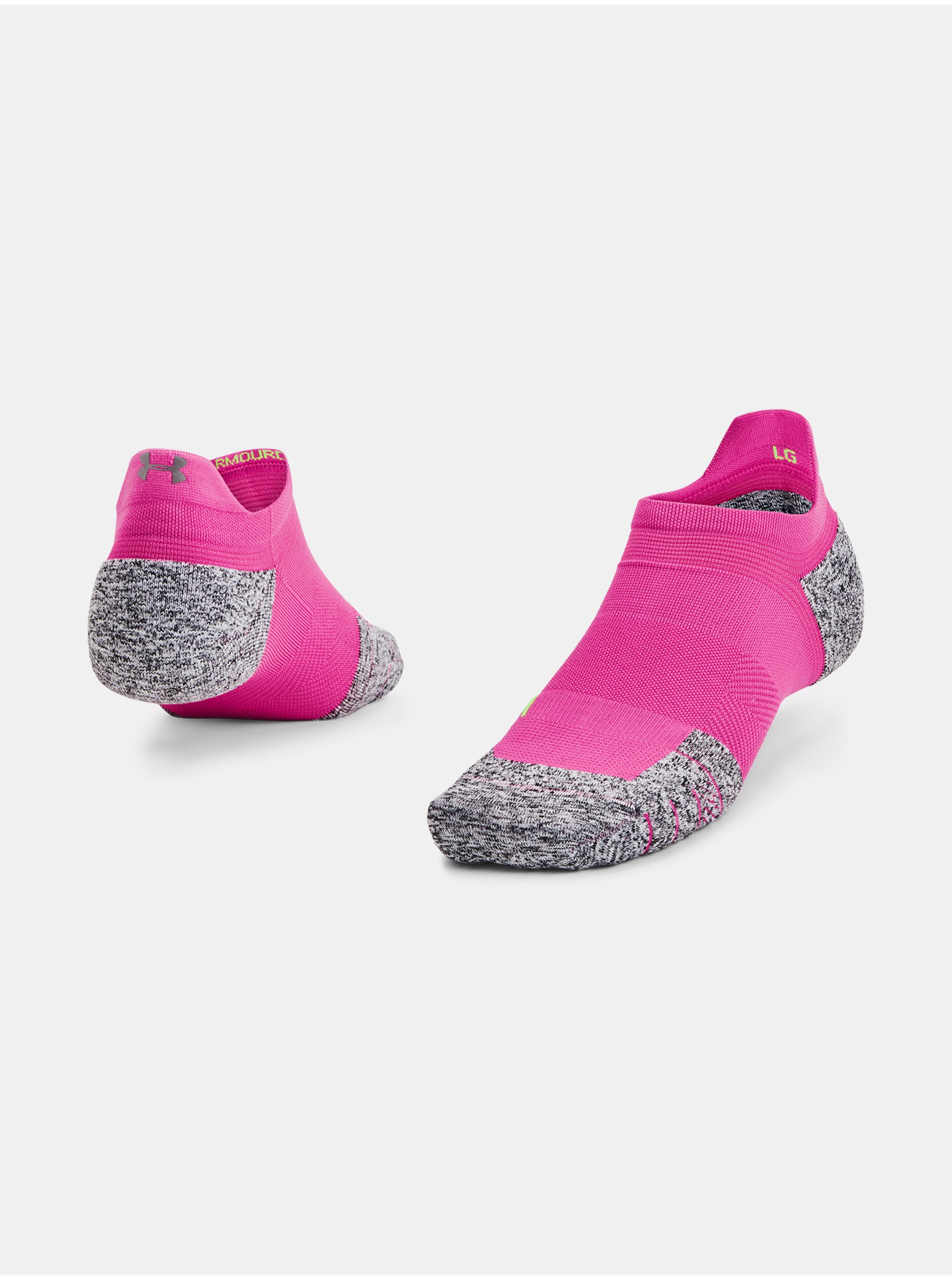 Levně Tmavě růžové sportovní ponožky Under Armour UA AD Run Cushion 1pk NS Tab