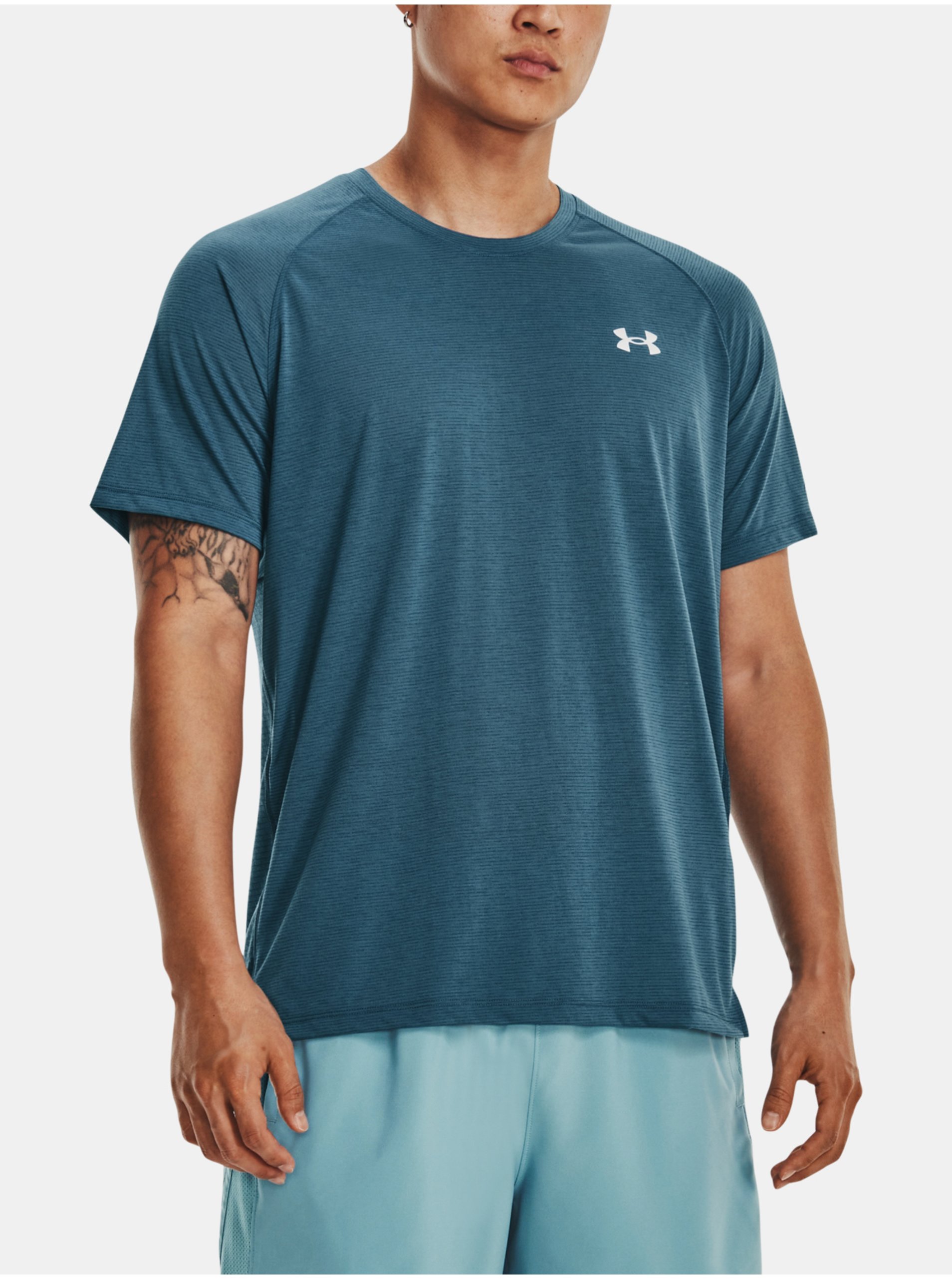 E-shop Tmavě modré sportovní tričko Under Armour UA STREAKER TEE