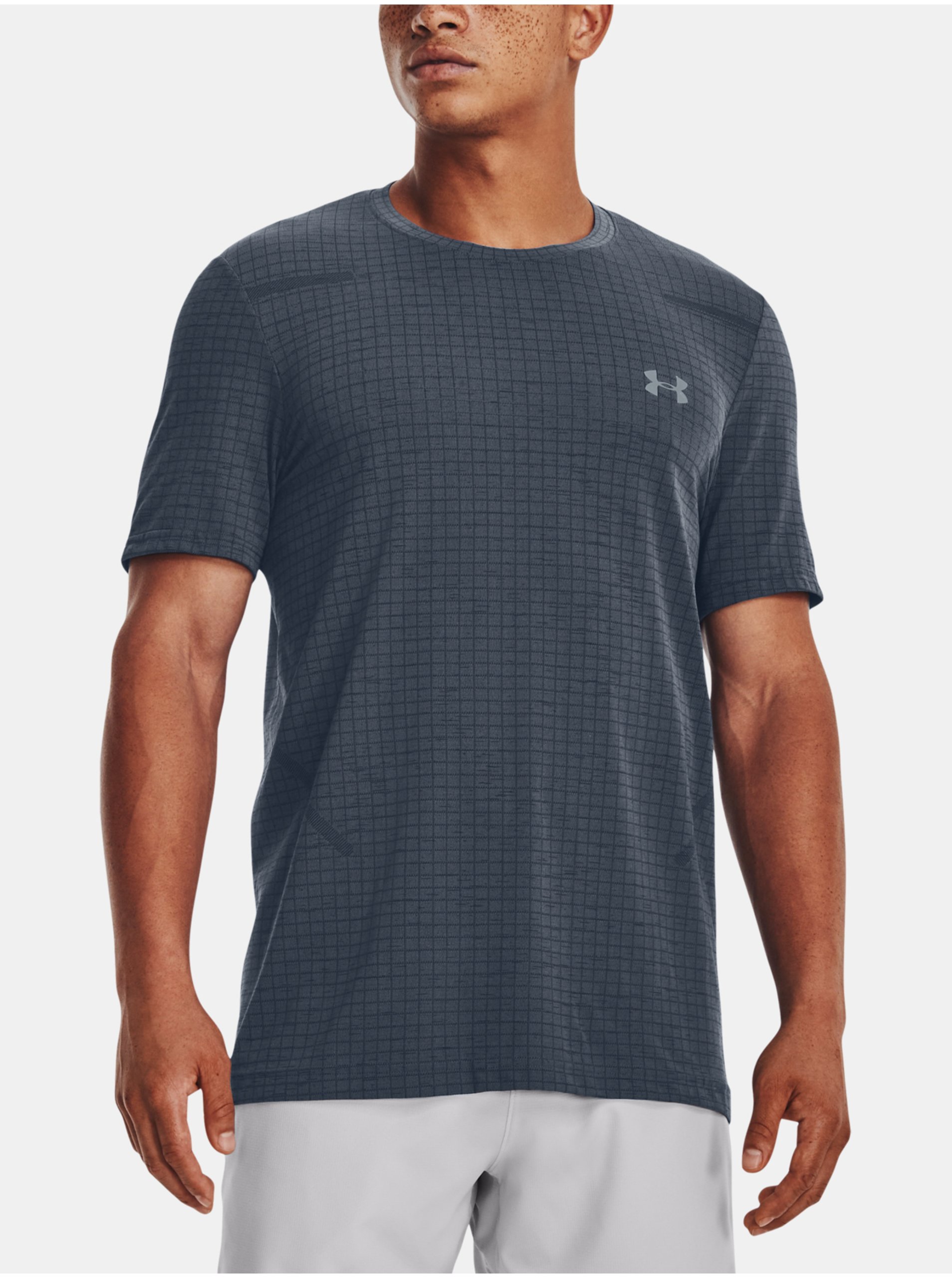 E-shop Tmavě šedé sportovní tričko Under Armour UA Seamless Grid SS