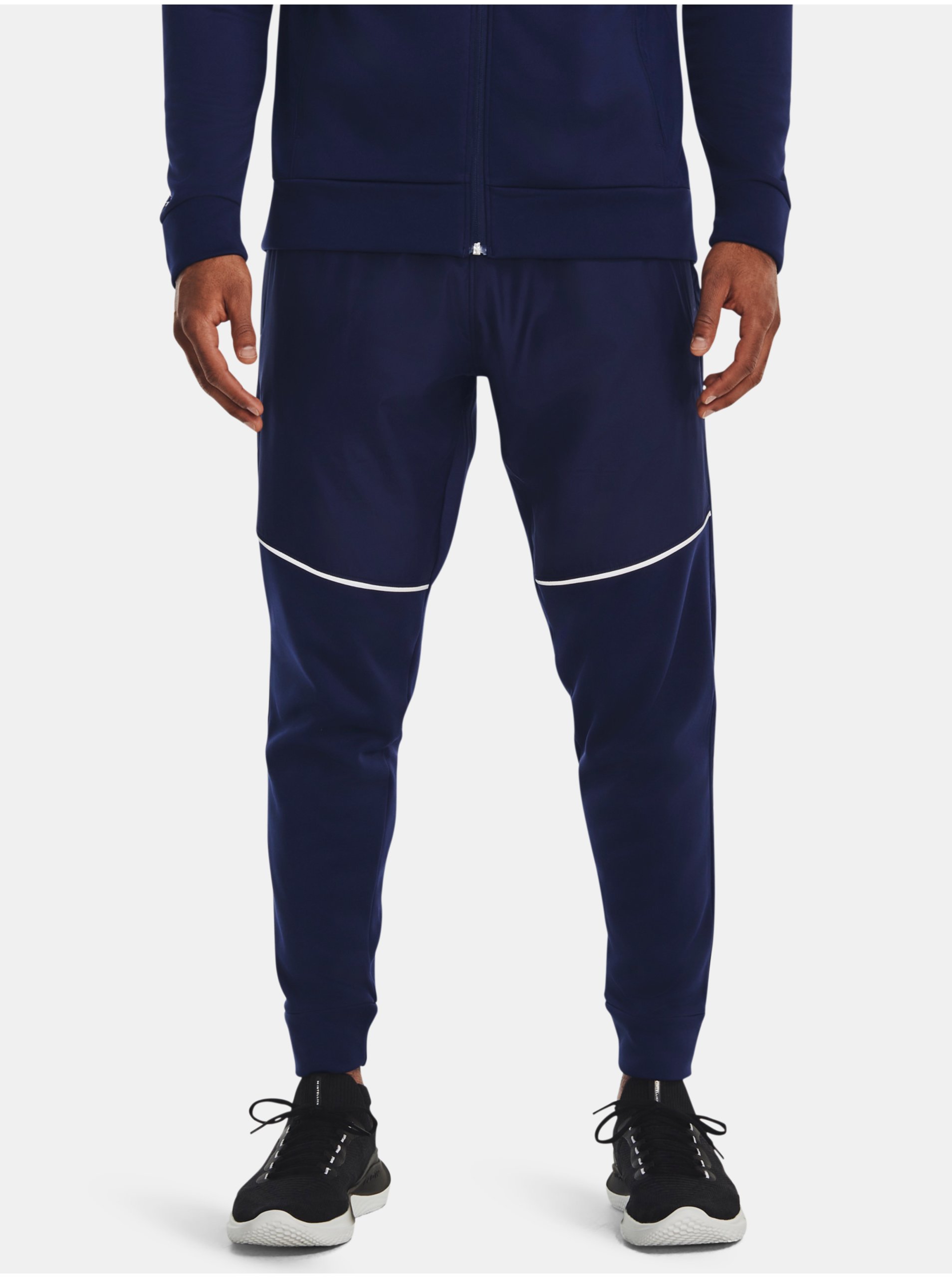 E-shop Tmavě modré sportovní tepláky Under Armour UA AF Storm Pants