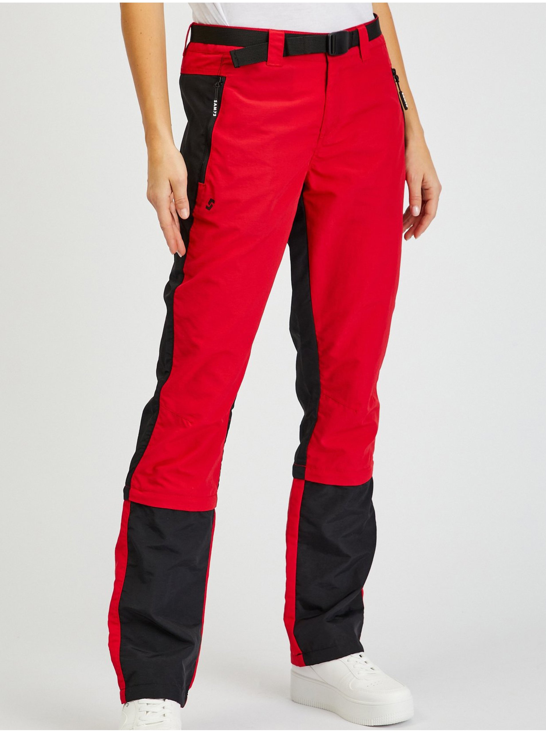 Levně Černo-červené dámské kalhoty s odepínací nohavicí SAM73 Aries